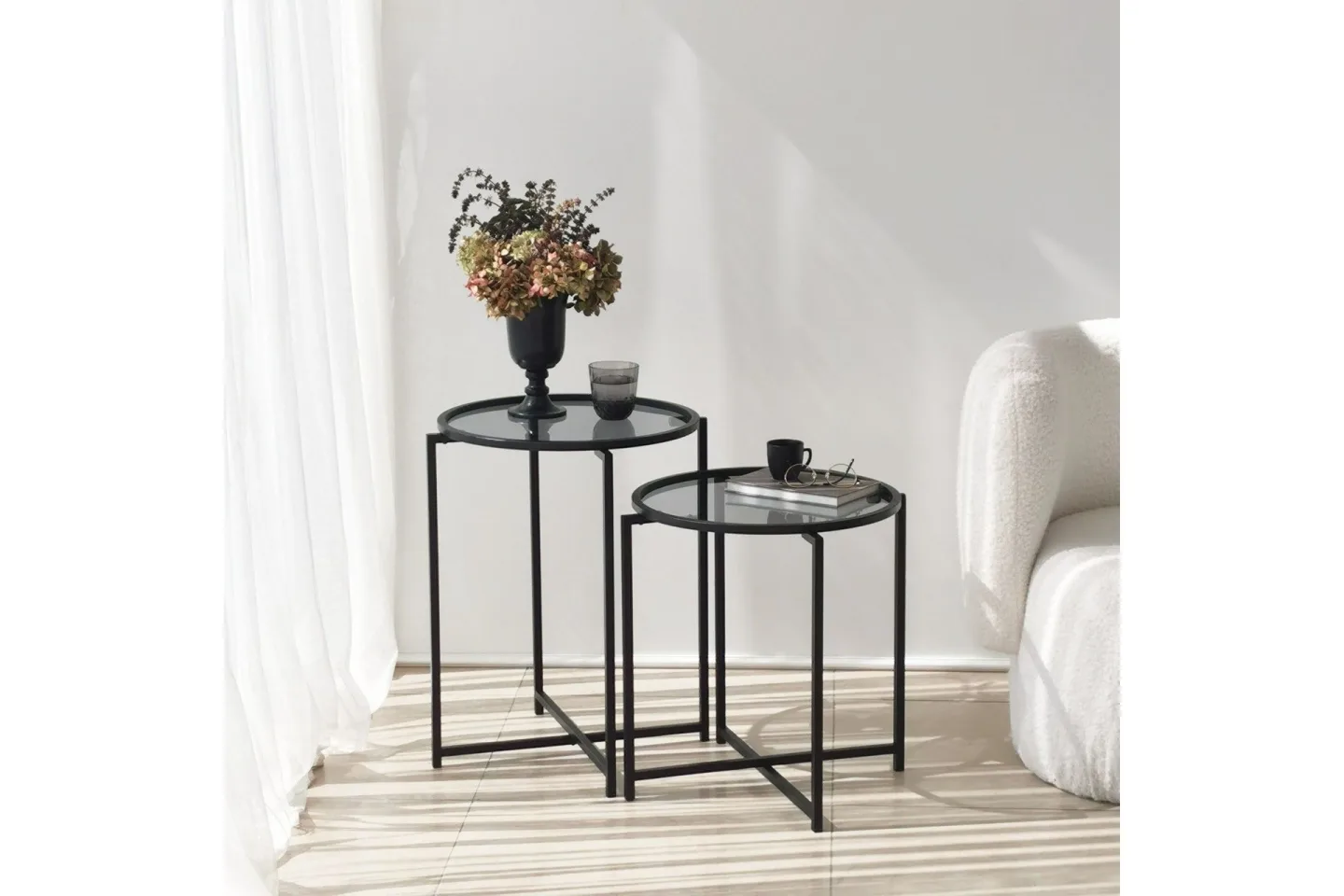 Akeno Sidobord 60x50 cm Svart - Hanah Home