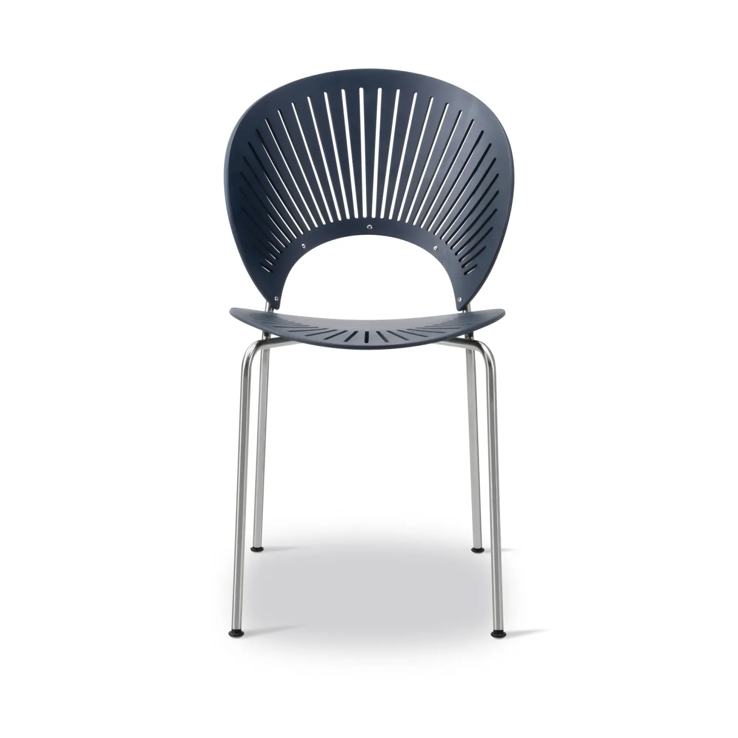 Fredericia Furniture Trinidad 3398 stol Nordic blue-krom
