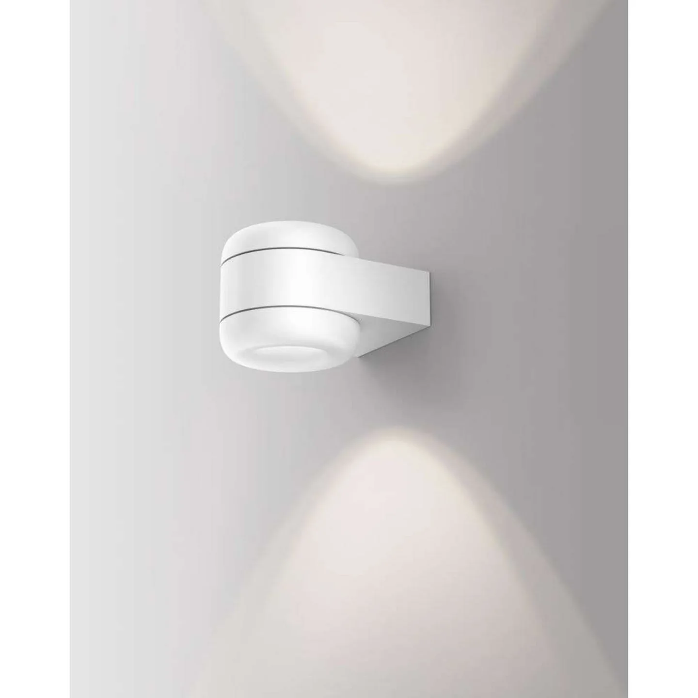 Cavity Vegglampe S 2700K White - Serien Lighting - Entré - Aluminium