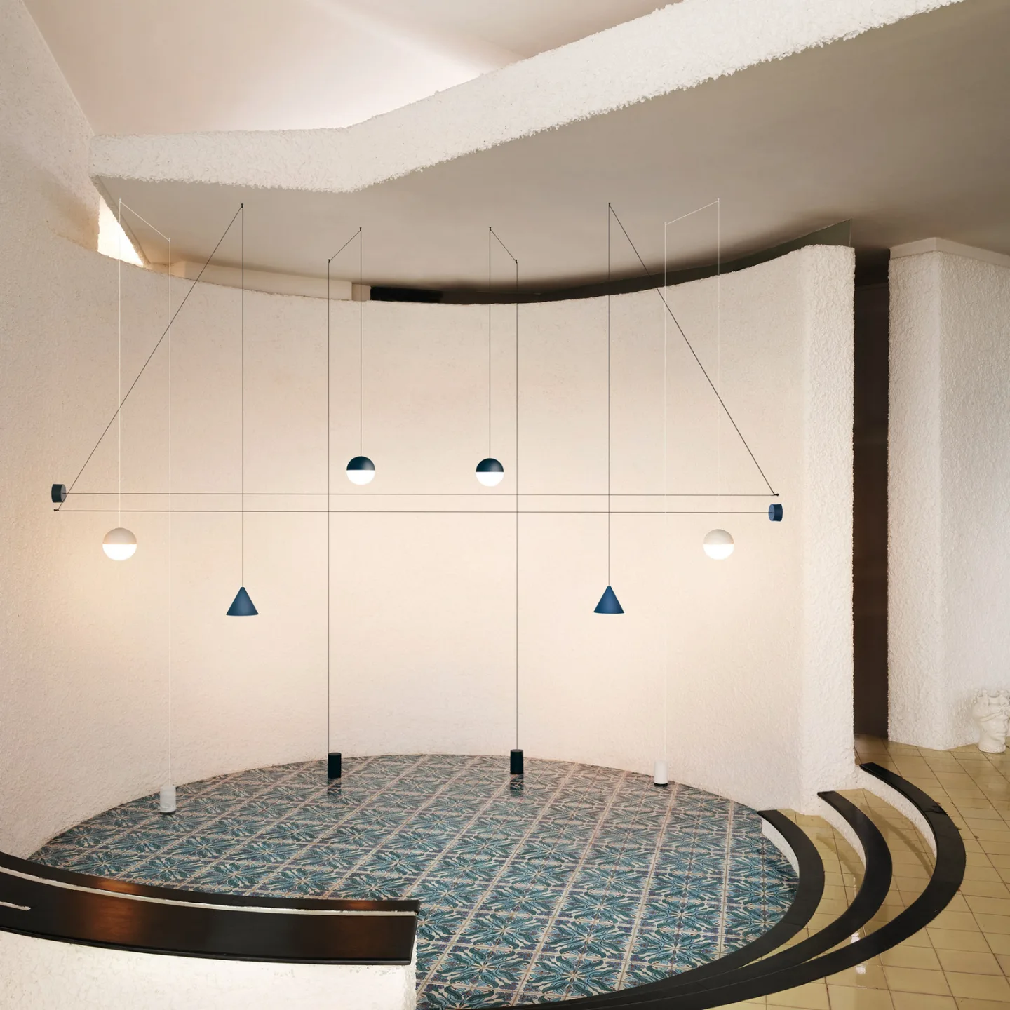 String Light Sphere 12m Weiß Soft Touch Dim - Flos - Flurbereich - Modern - Metall - Einflammig