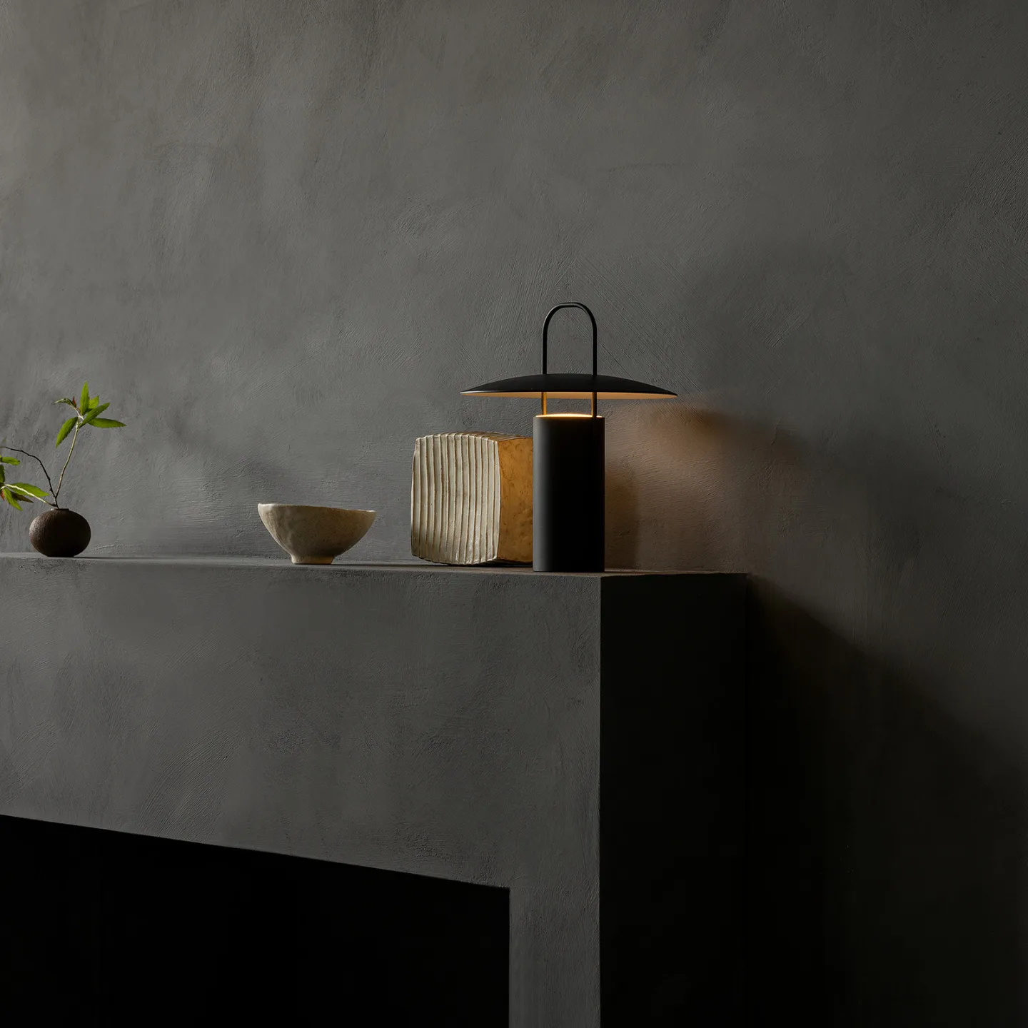 Ray Portable Bordlampe Black - Audo Copenhagen - Stue - Design - Metal - Med skærm