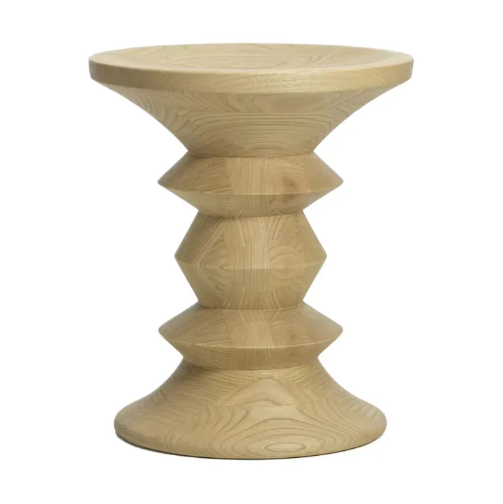 Vitra Eames Stool sittpall model A Natural chestnut