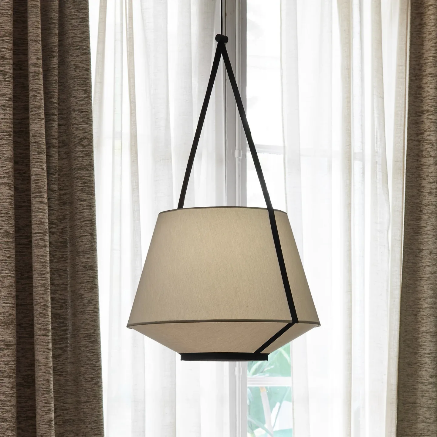 Carrie Pendel S Olive - Forestier Carrie S - Stue - Design - Stoff / Tekstil - Med en lyskilde