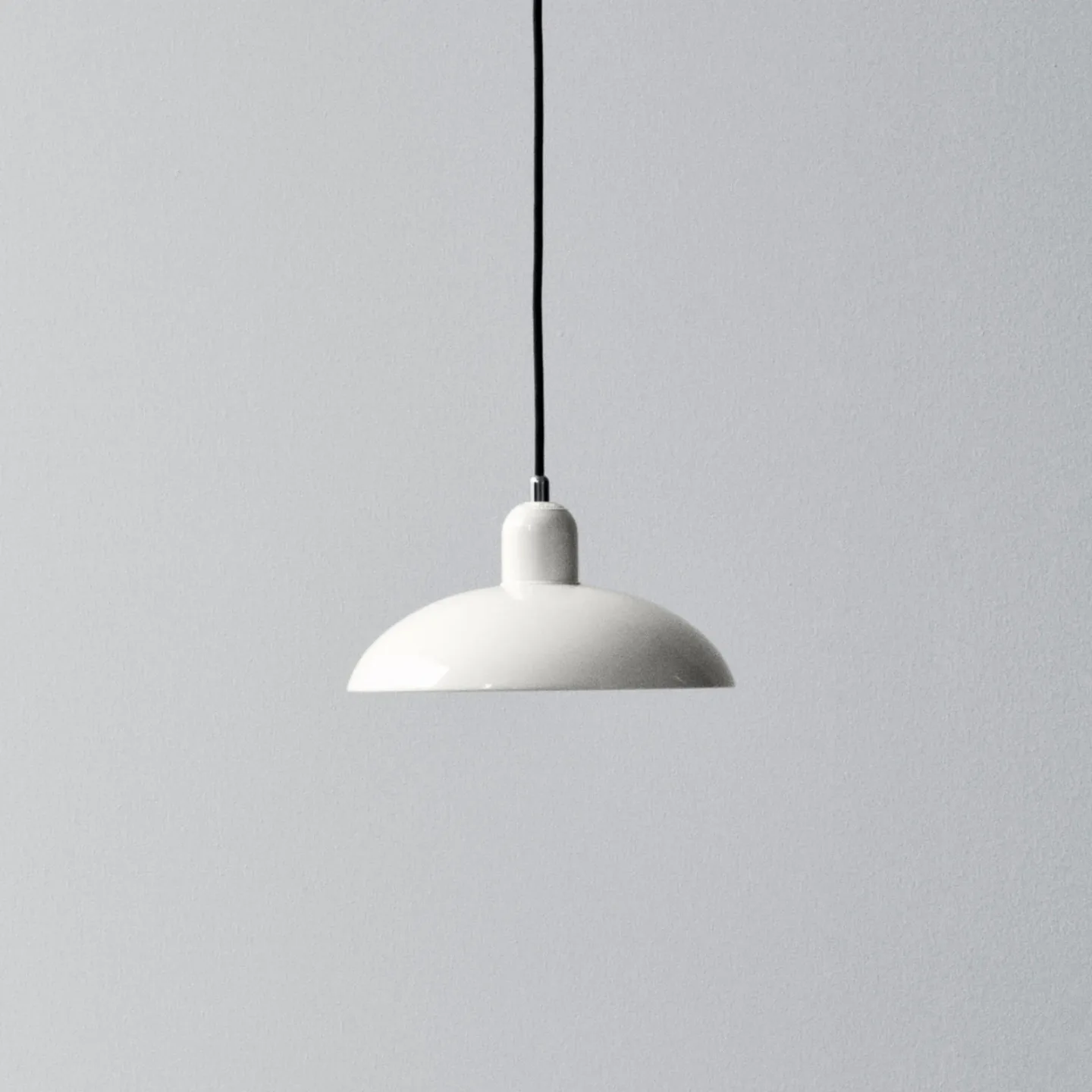 KAISER idell™ 6631-P Pendel Hvit - Fritz Hansen Kaiser Idell 6631-P - Stue - Design - Metall - Med en lyskilde