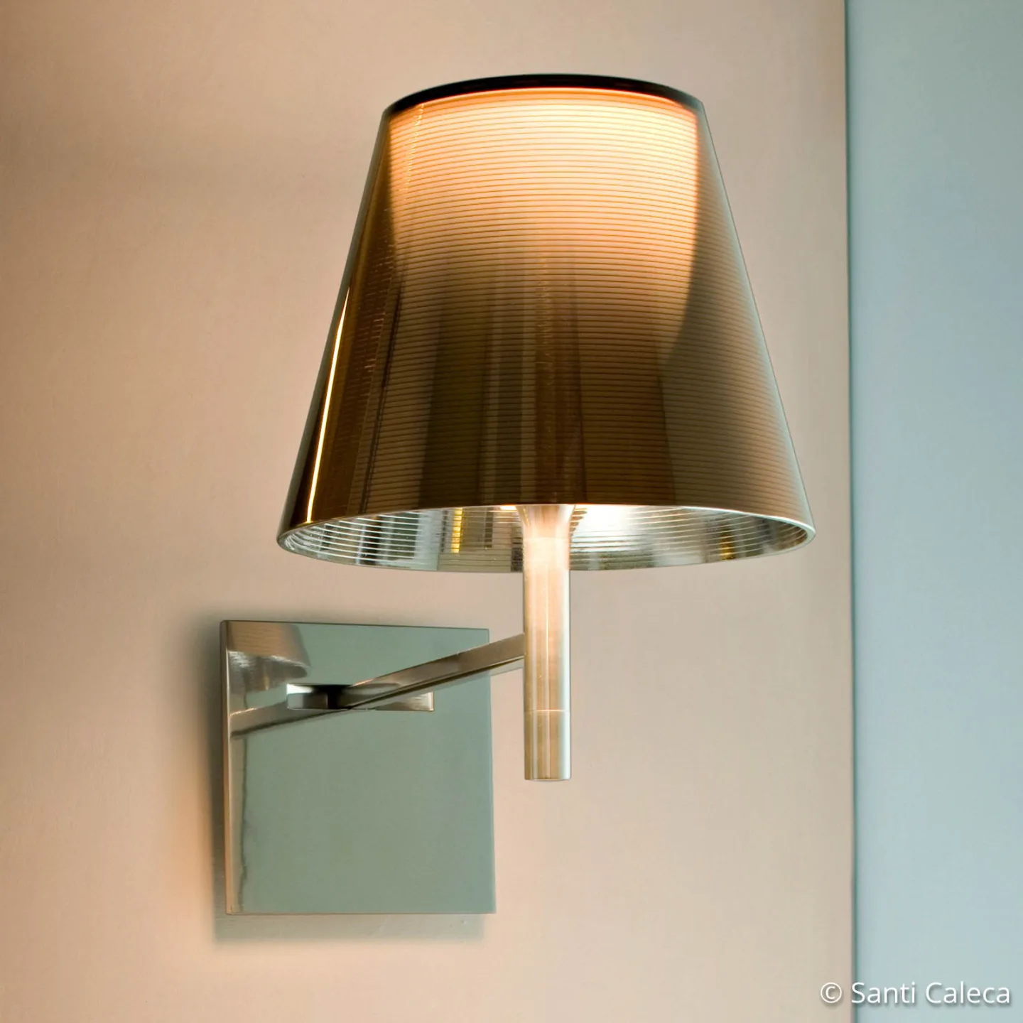 KTribe W Wandleuchte Alu Bronze - Flos - Wohnzimmer - Design - Kunststoff