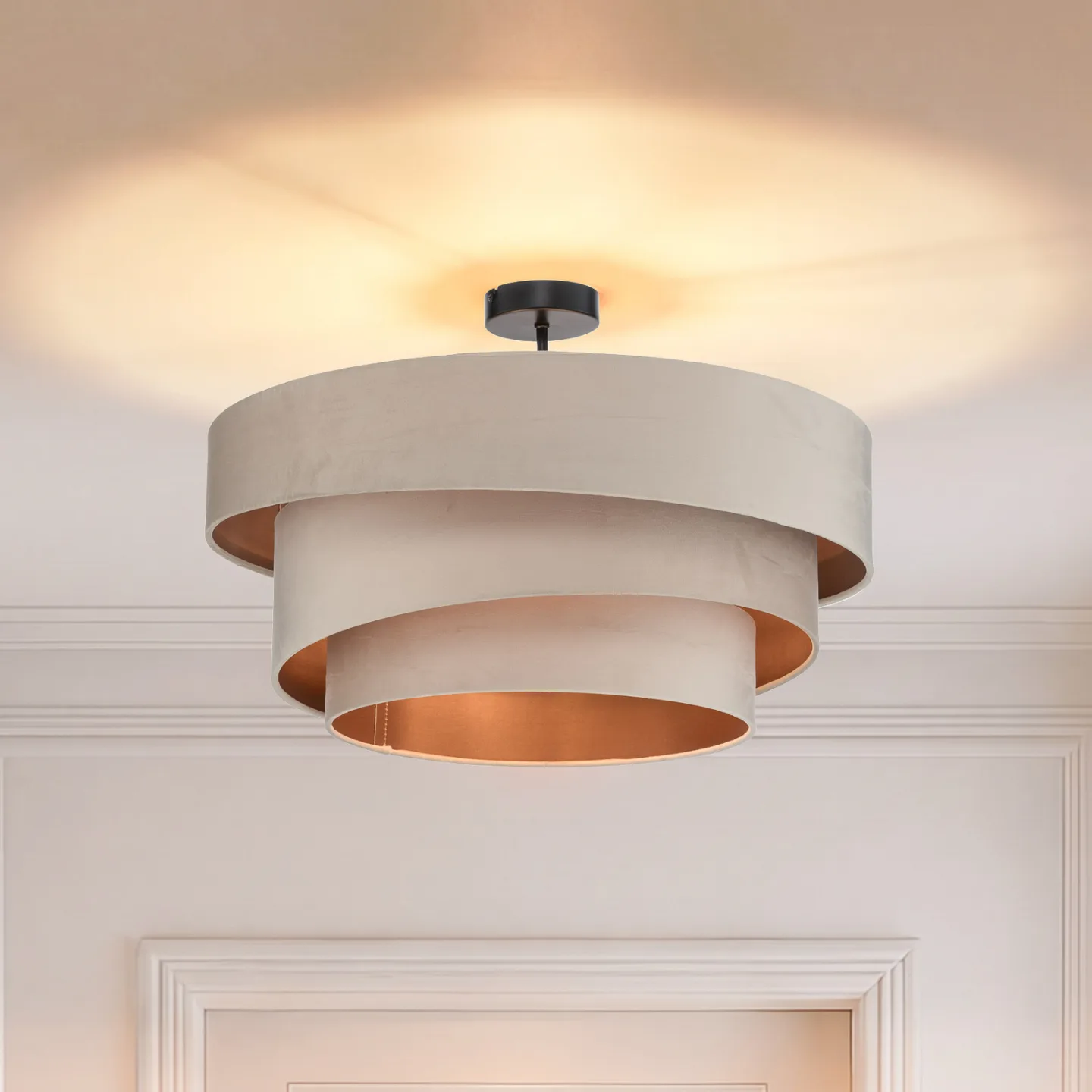 Lindby loftlampe Jusari, cremefarvet, tekstil, Ø 56 cm, E27 - Stue - Moderne - Stof / tekstil - Med afstand