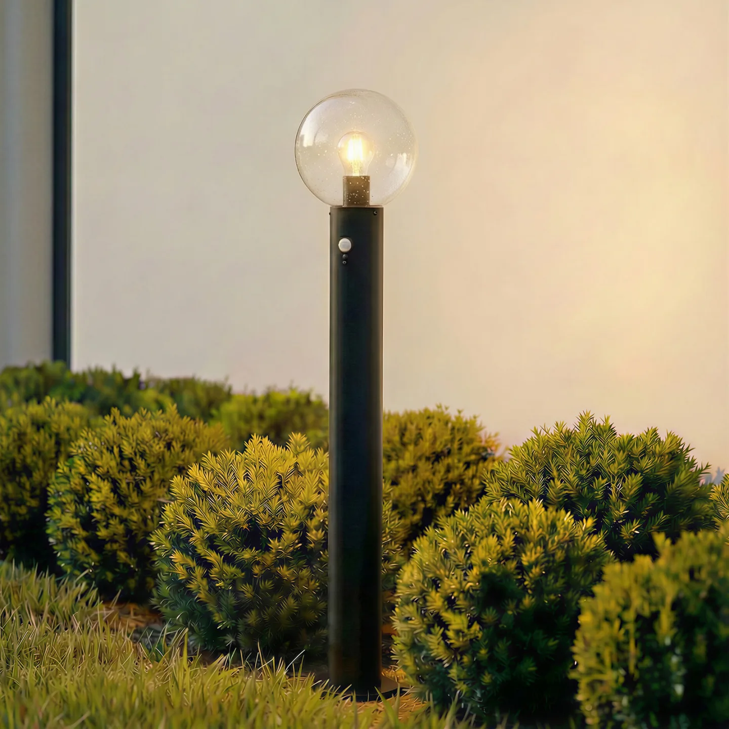 Dangan Wegeleuchte, Höhe 90 cm, Glas, Metall, Sensor, klar - Lindby - Terrasse - Modern - Einflammig