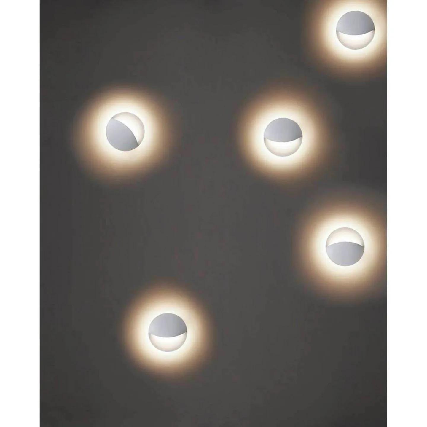 Smiley væglampe IP65 Matt White - LOOM DESIGN - Terrasse - Aluminium
