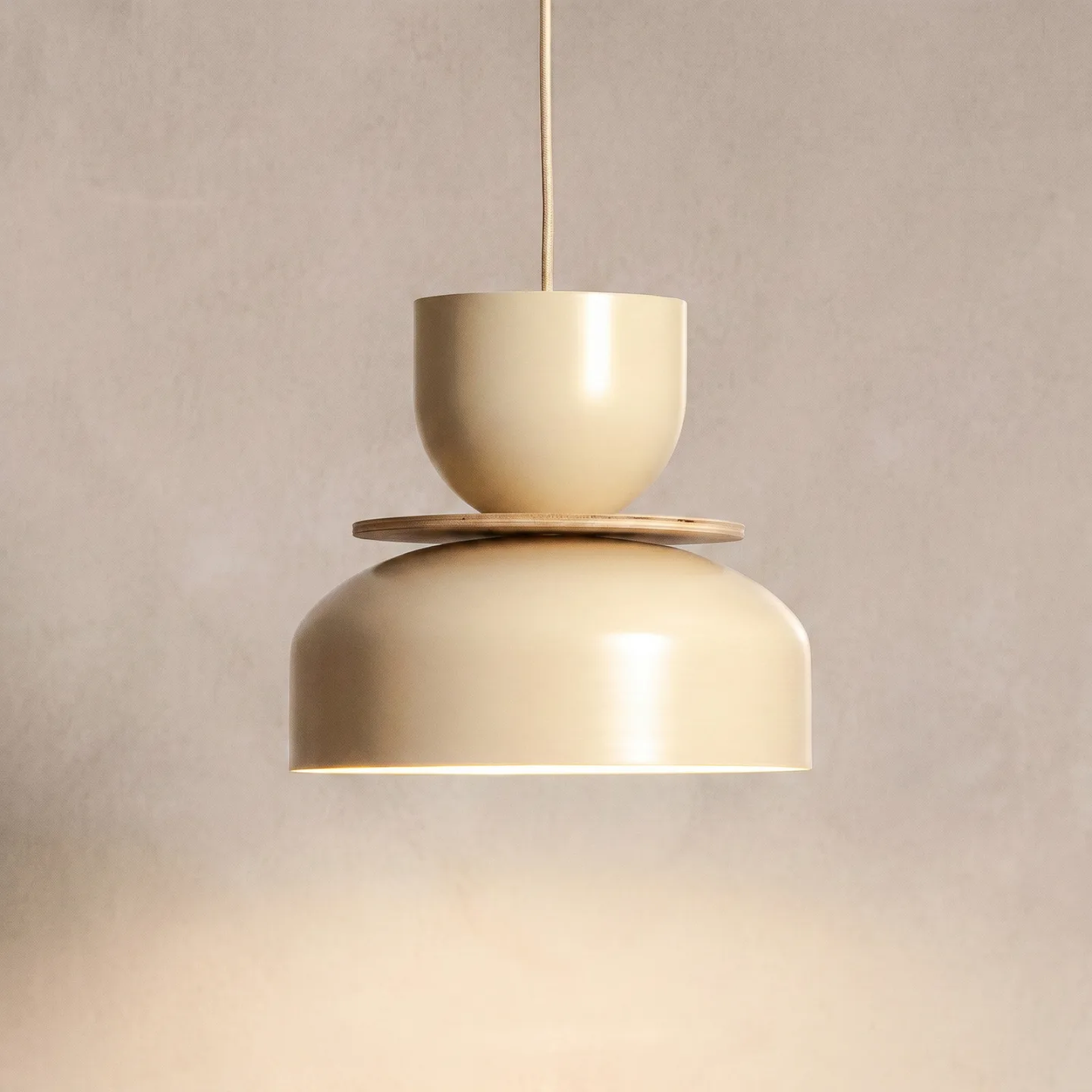 Uto hængelampe, cremefarvet/ledning, cremefarvet, 30 cm, metal – ALDEX - Spisestue - Moderne - Med én lyskilde