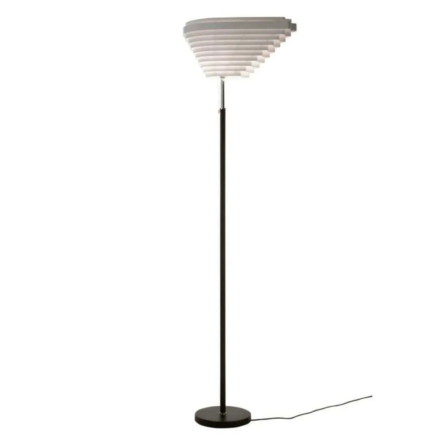 A805 Angel Wing Golvlampa Nickel-Plated Brass - Artek - Vardagsrum - Metall
