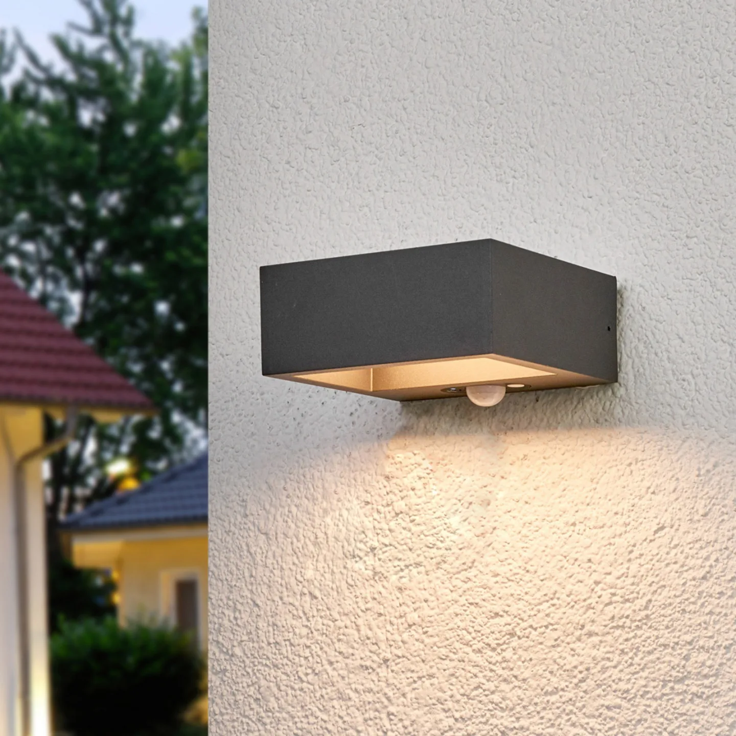 Mahra Utomhus Vägglampa IP54 Graphite - Lucande - Balkong - Modern - Metall - Vinklad