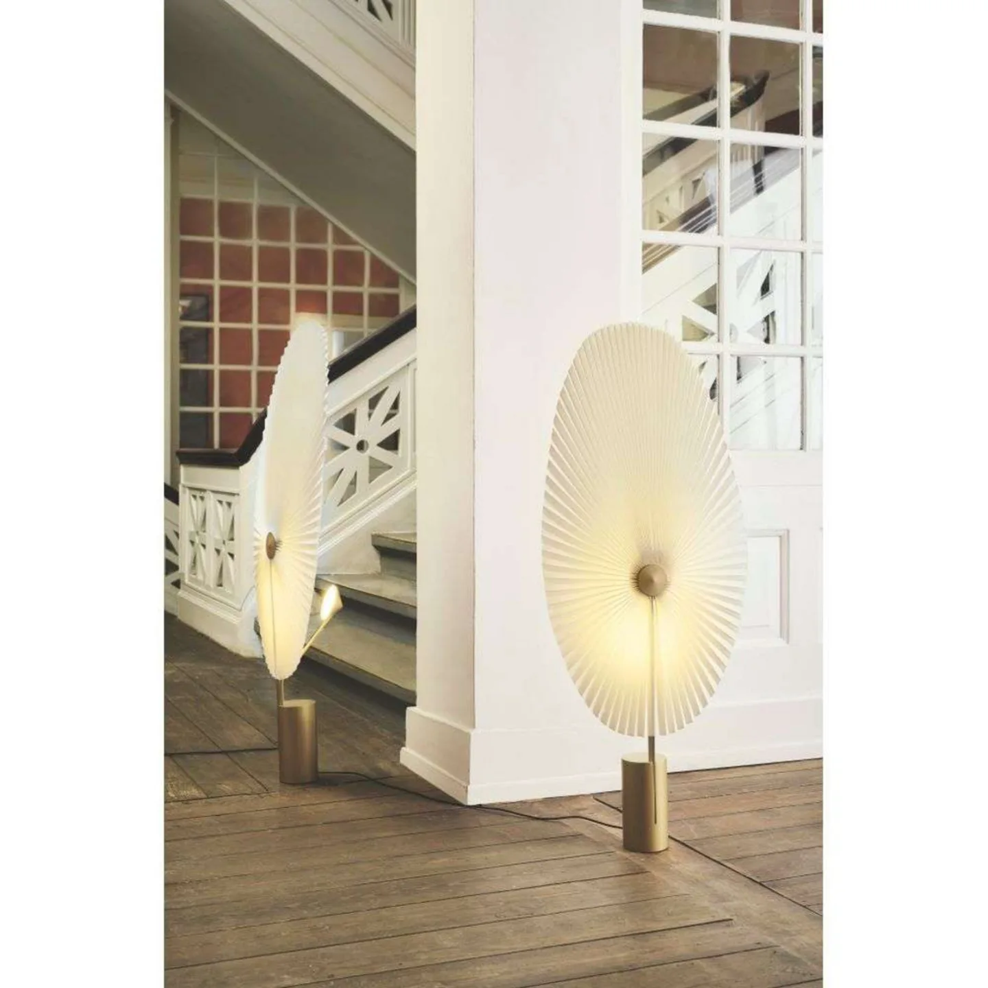 Liris Gulvlampe Messing - GEJST - Stue - Design - Metall - Med en lyskilde
