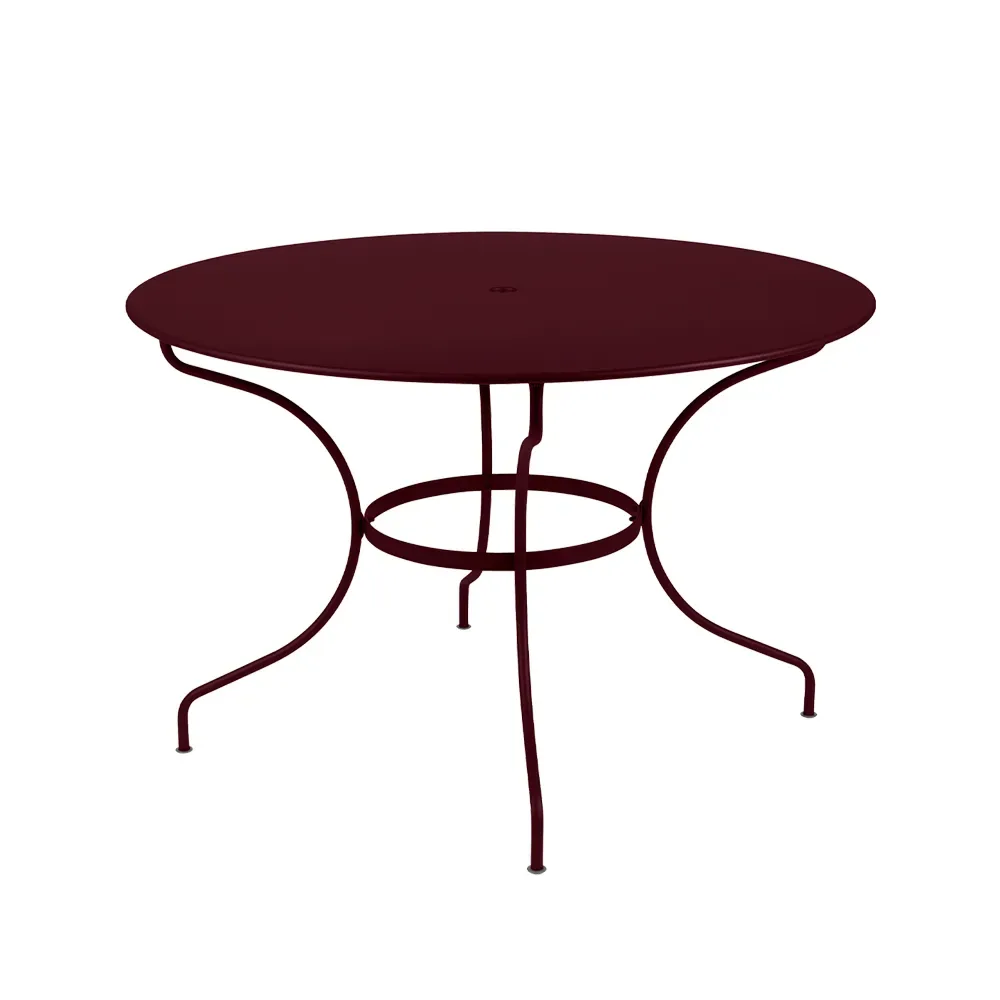 Fermob Opera+ bord Ø117 cm Black cherry (vinröd)