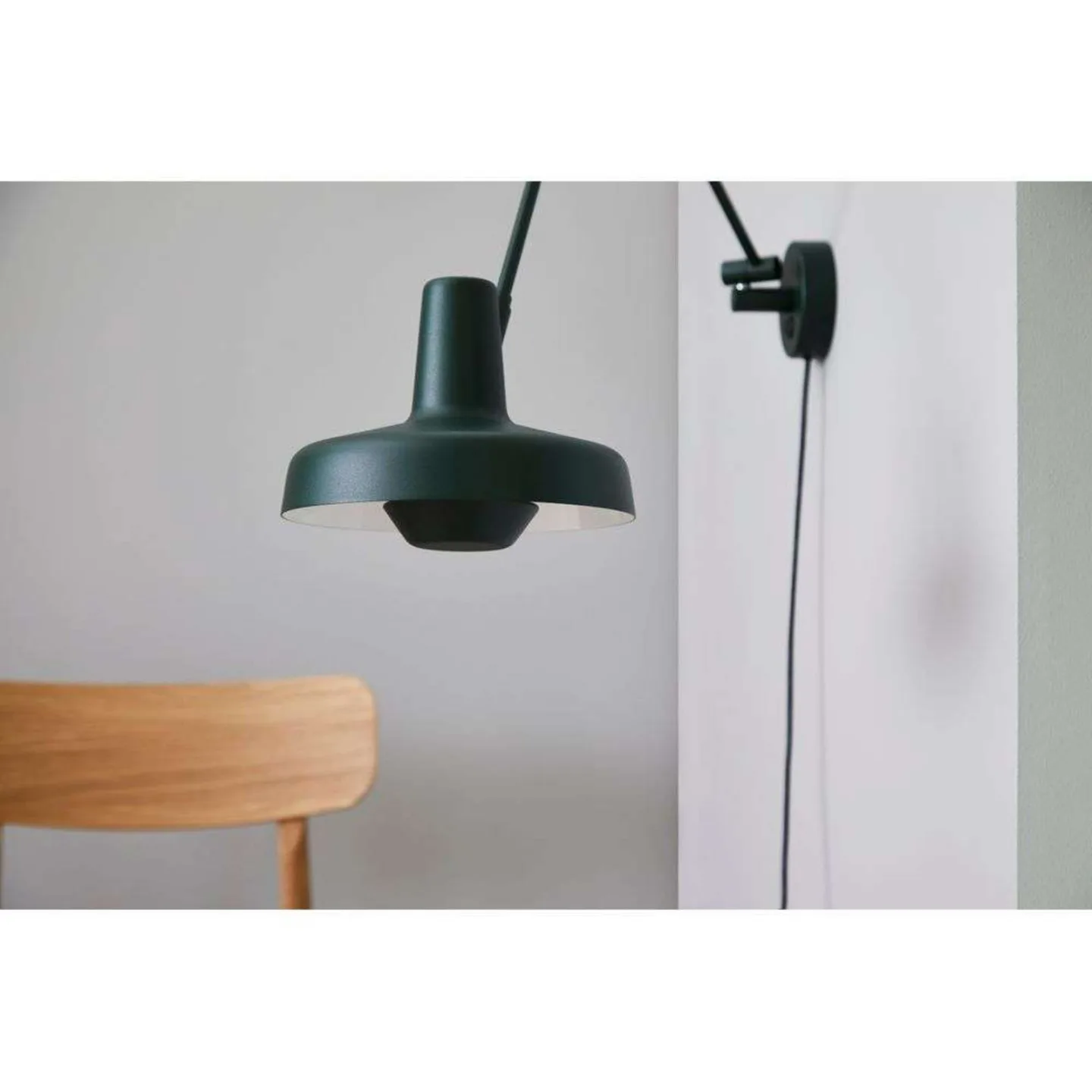 Arigato Vägglampa Green - Grupa - Vardagsrum - Vintage / retro - Aluminium