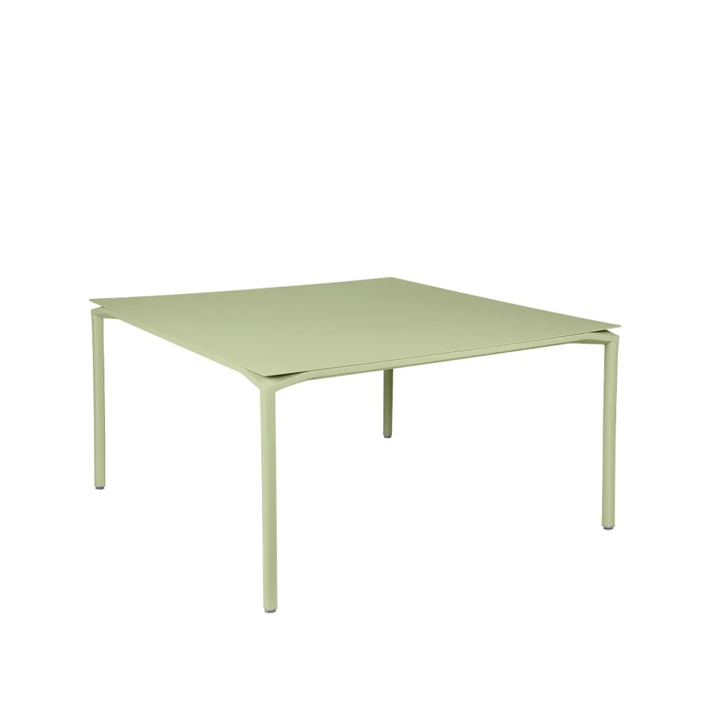 Fermob Calvi bord kvadratiskt 140x140 cm Willow green (grön)