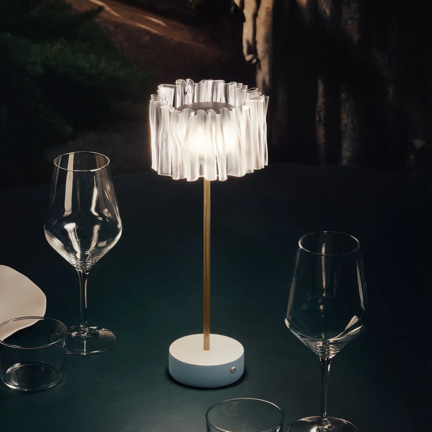 Accordéon Battery Tischleuchte Prism/White - SLAMP - Wohnzimmer - Design - Metall - Mit Schirm