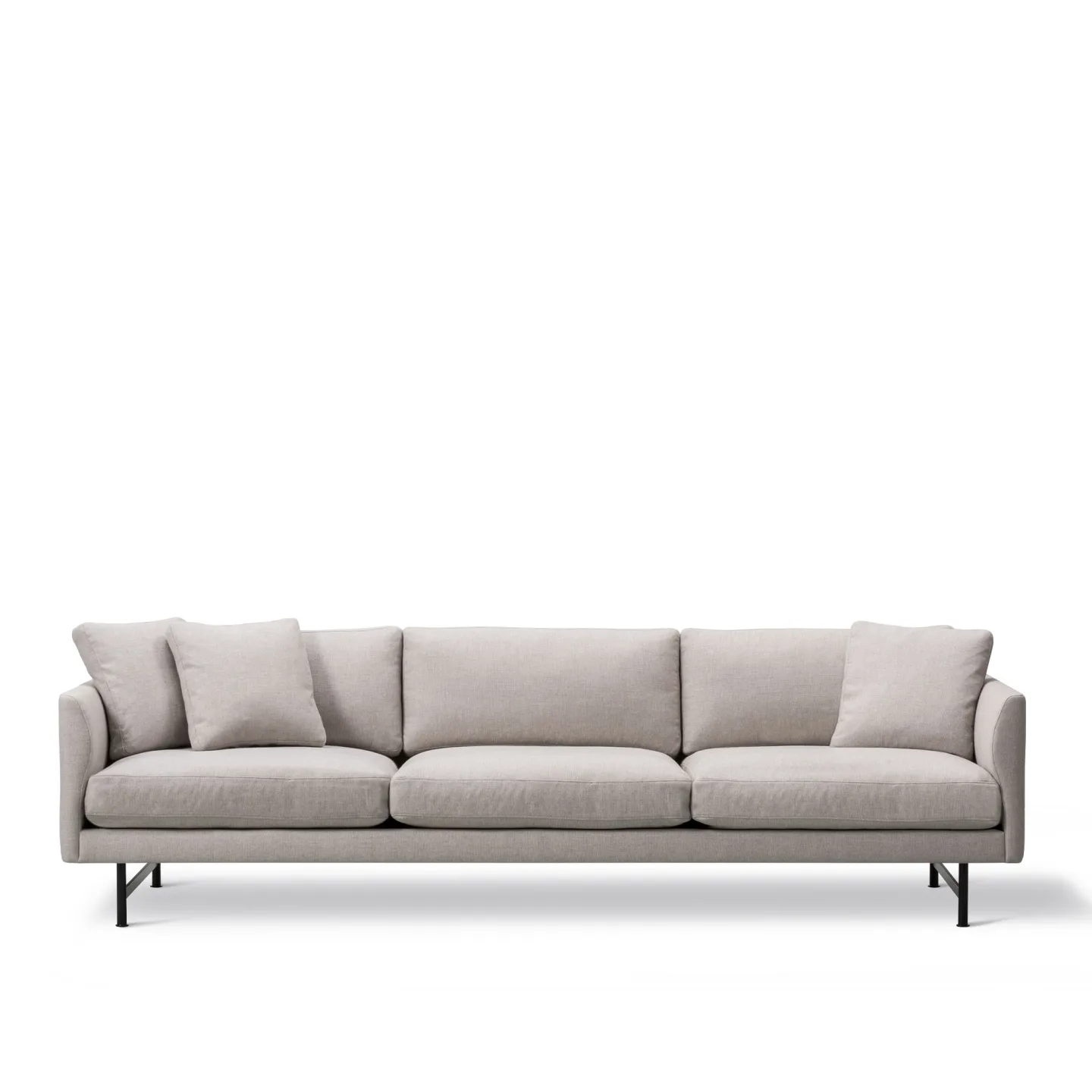 Fredericia Furniture - Calmo 3-sitssoffa svart metall / sunniva 717 - Soffor - Hugo Passos
