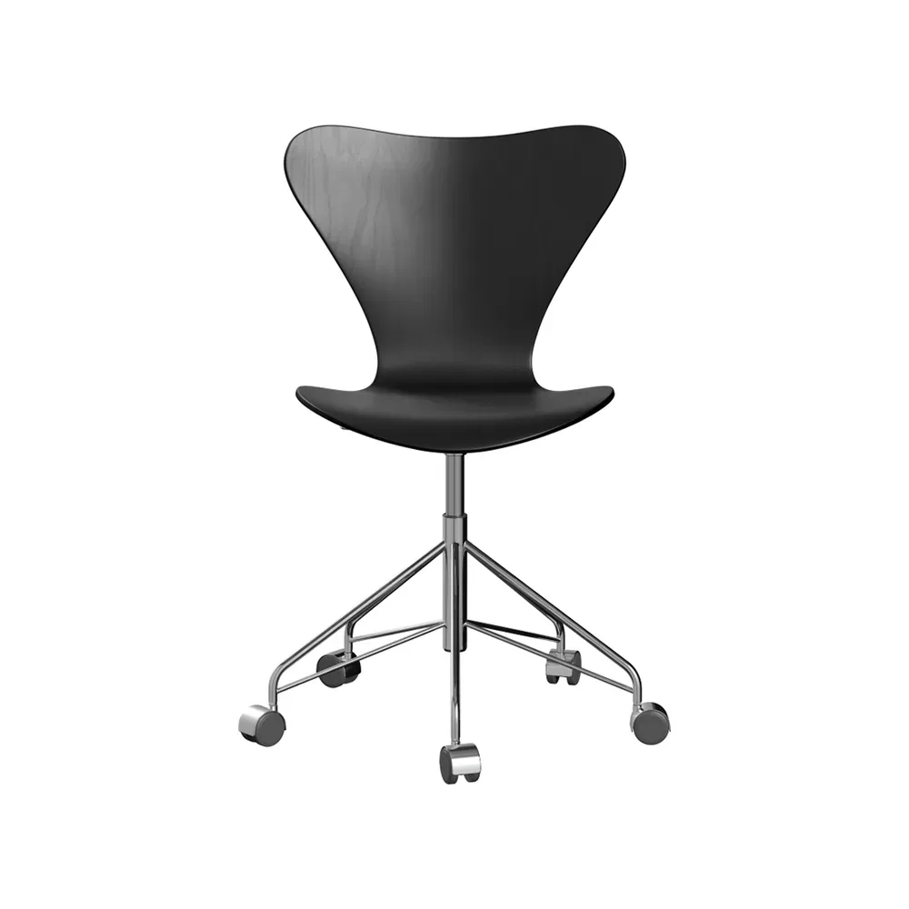 Fritz Hansen Sjuan 3117 kontorsstol mjuka hjul Coloured ash black-chrome