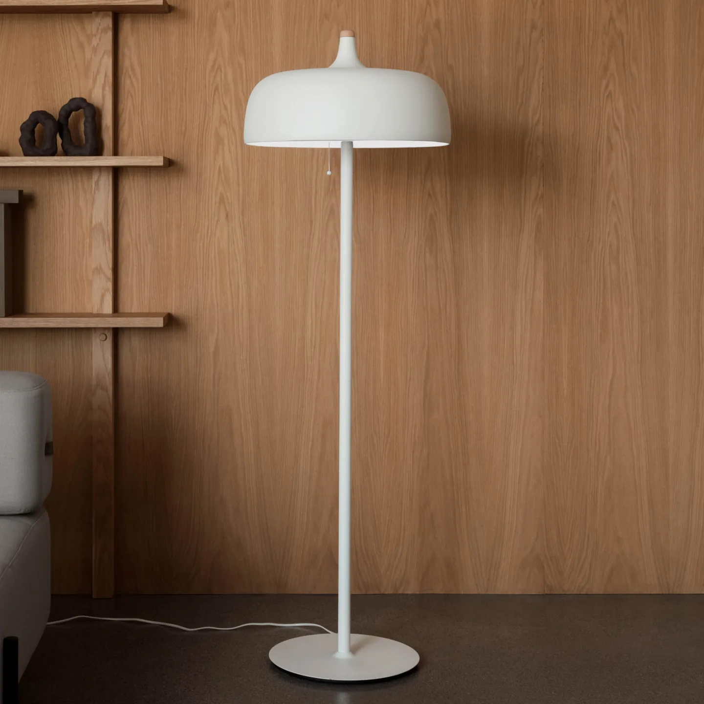 Acorn Gulvlampe Matt White - Northern - Stue - Design - Metal - Med skærm