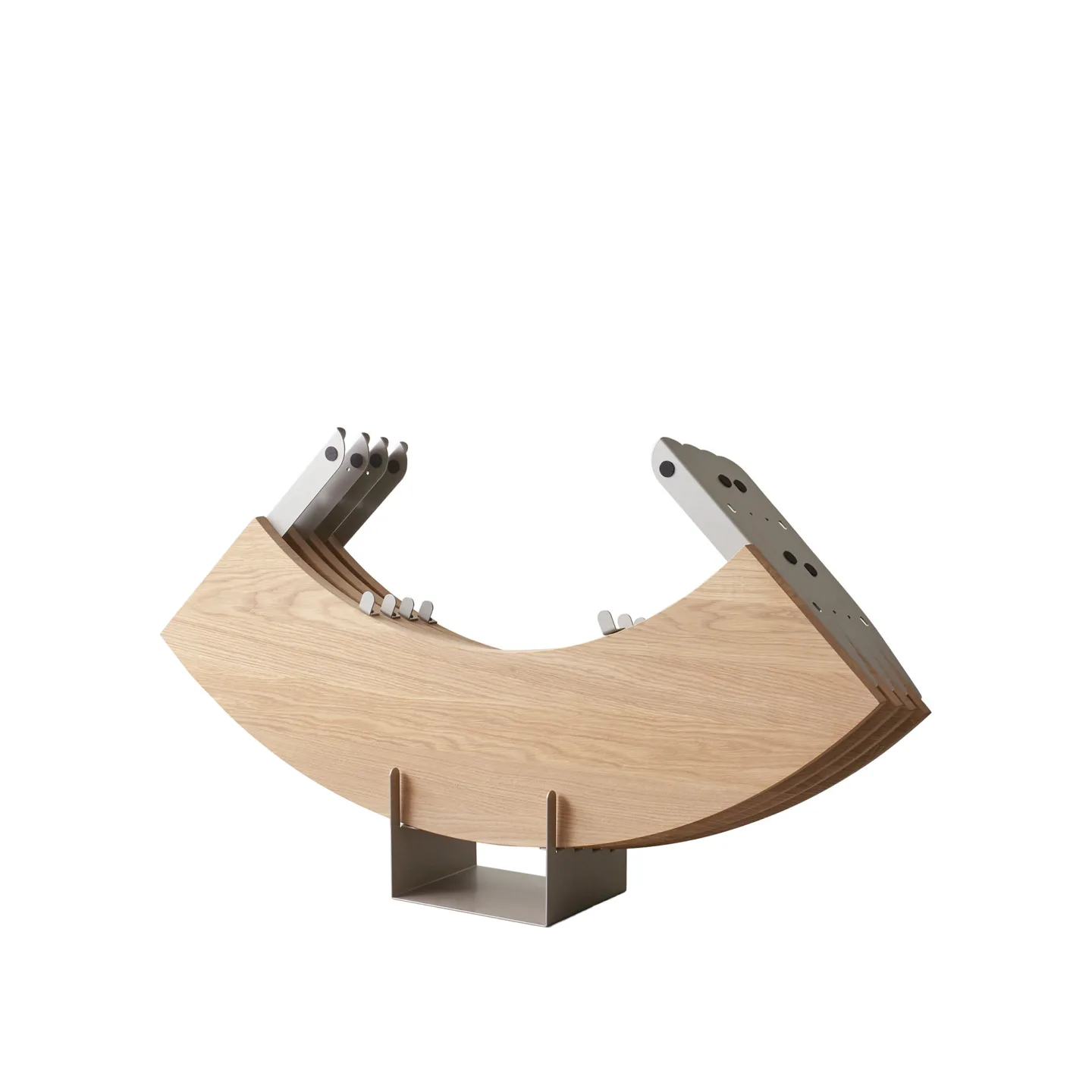 Eberhart Furniture - Hector 105 Extra Leaves / Oak Light / Metal Light - Matbord - Träfärgad - Metall/Trä