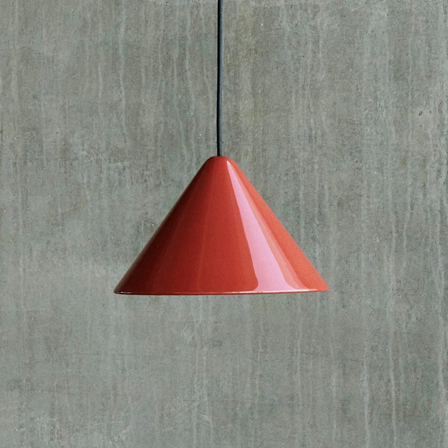 HAY Compass Pendelleuchte 26 cm Pompeian red