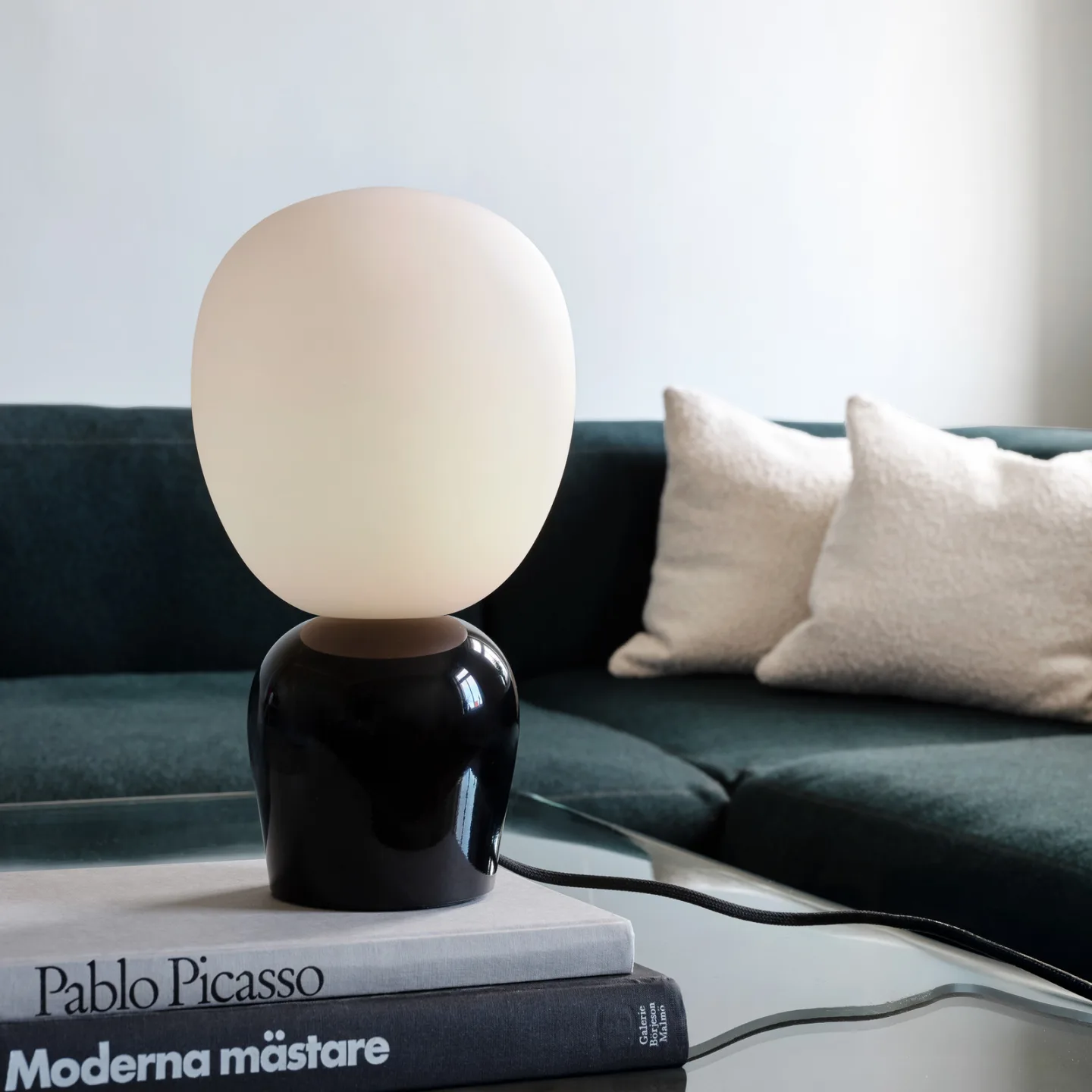 Buddy bordlampe sort metal/glas højde 33,5 cm - Belid - Stue - Design - Kugle