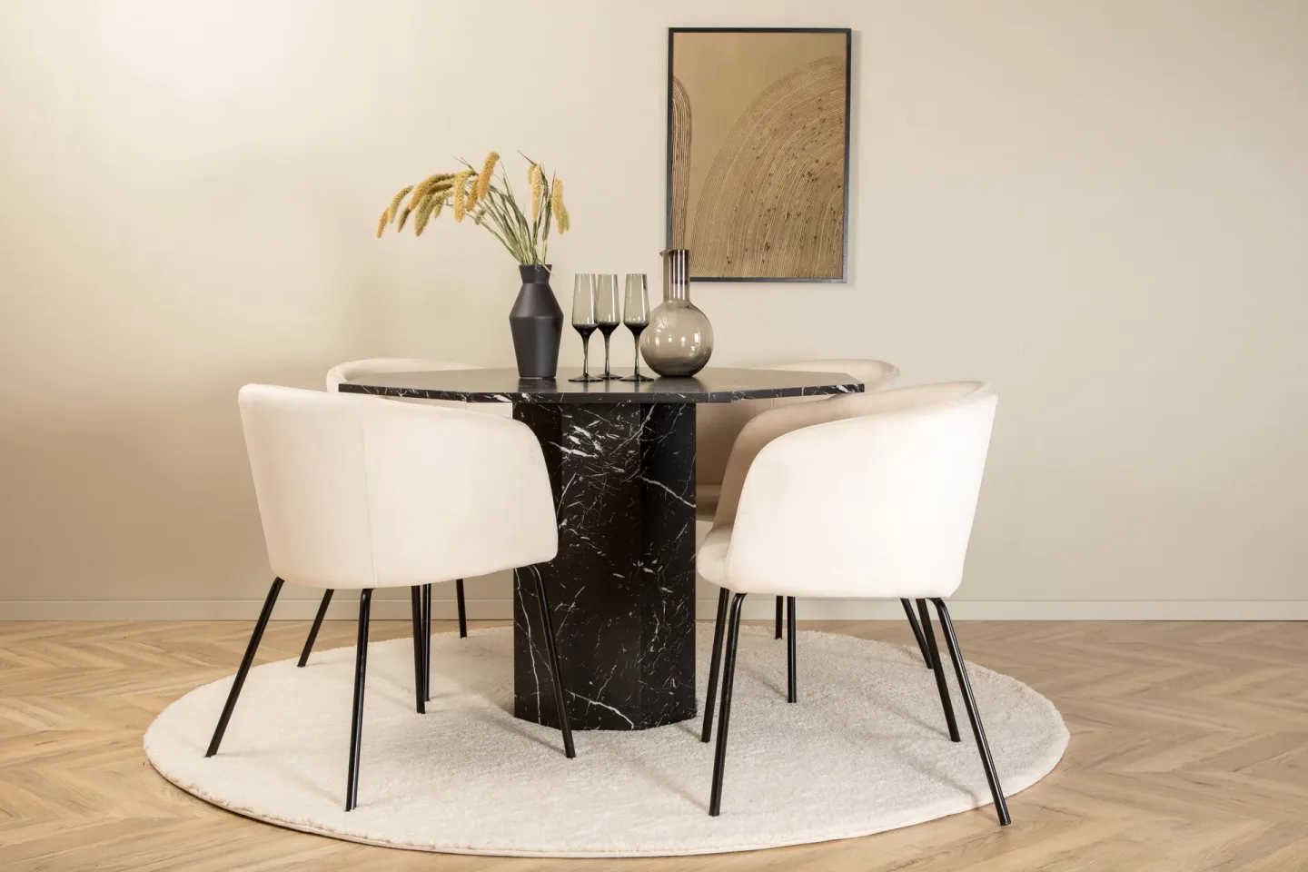 Marbs Matgrupp 110 cm Rund med 4 Berit stolar - Beige