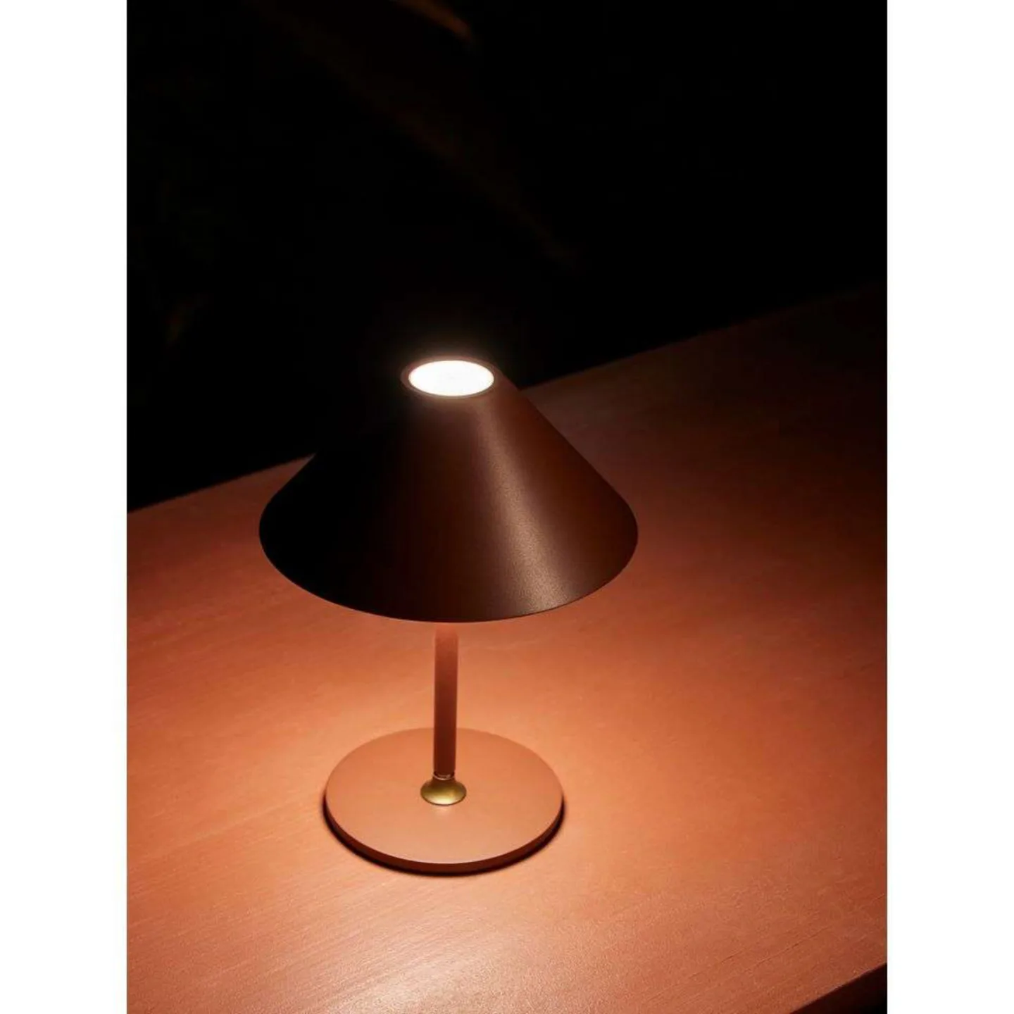 Hygge Portable Tischleuchte Black - Halo Design - Wohnzimmer - Metall