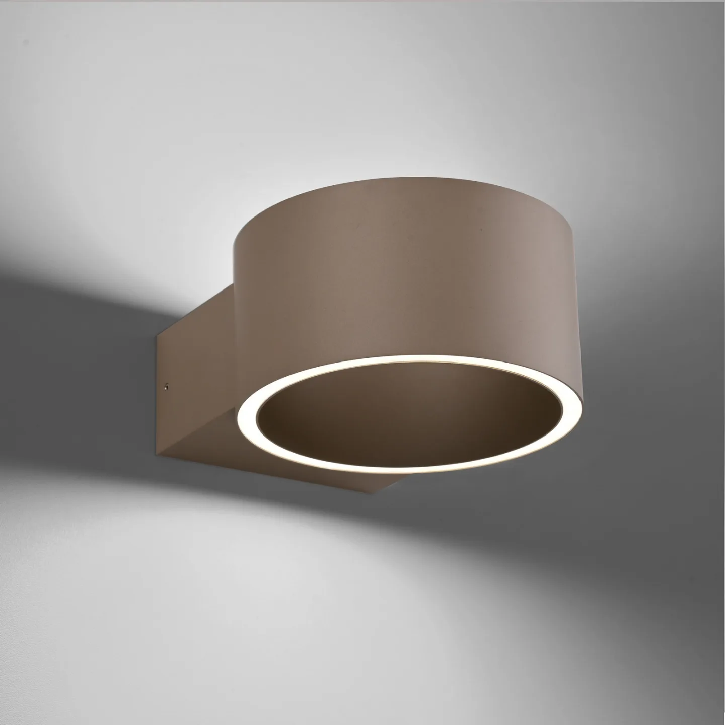 Clipse LED-væglampe, bronze, aluminium, Ø 15 cm – PURE PURE Clipse - Stue - Moderne - Cylinder