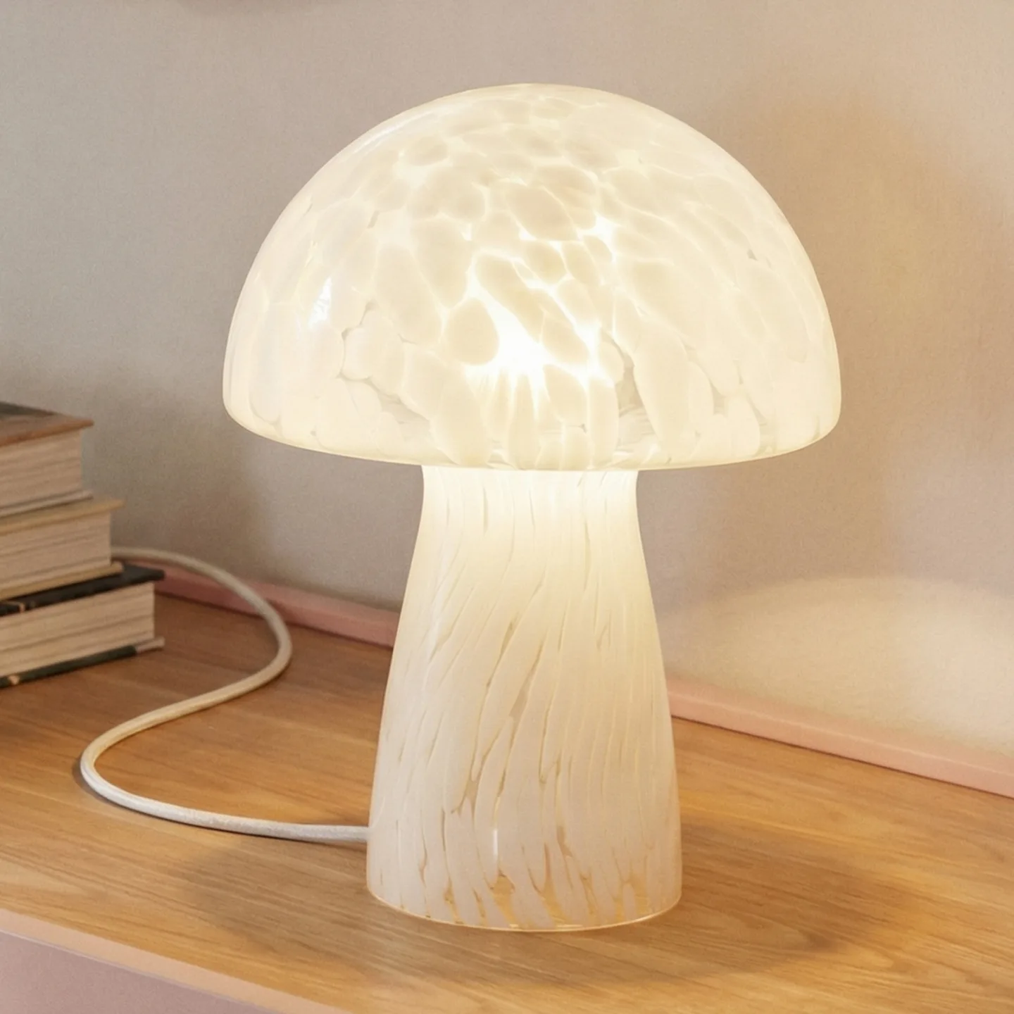 Hubi Bordlampe Hvit - Lindby - Stue - Moderne - Glass - Med en lyskilde