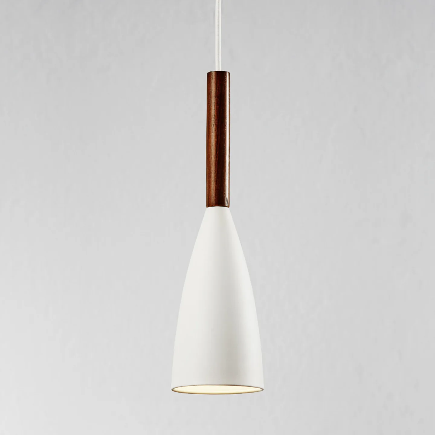 Pure Pendellampe Hvit/valnøtt - DFTP DFTP by Nordlux - Stue - Moderne - Metall - Med en lyskilde