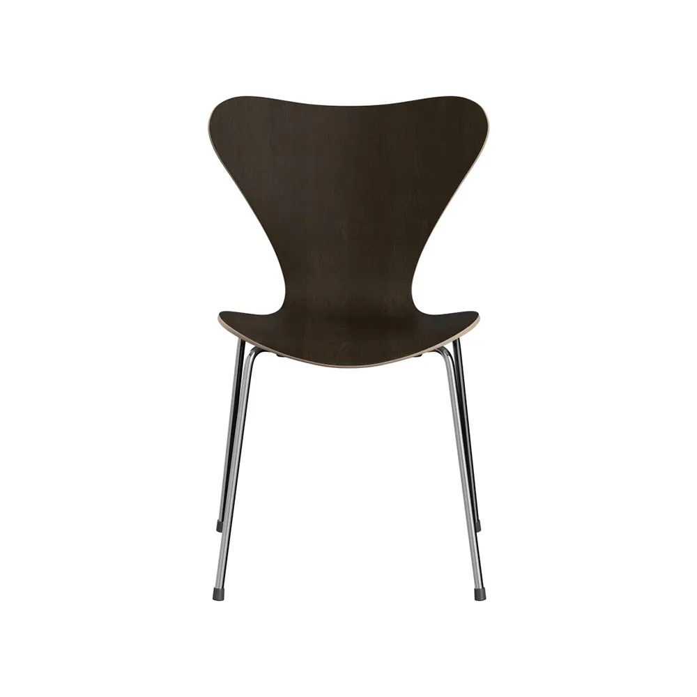 Fritz Hansen Sjuan 3107 stol Mörkbetsad ek-kromat stålstativ