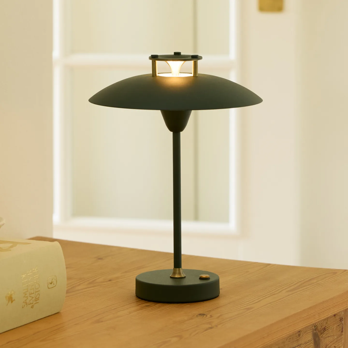 MINI STEPP 1-2-3 Akku-Tischlampe, grün, IP44 - Halo Design - Wohnzimmer - Metall - Einflammig