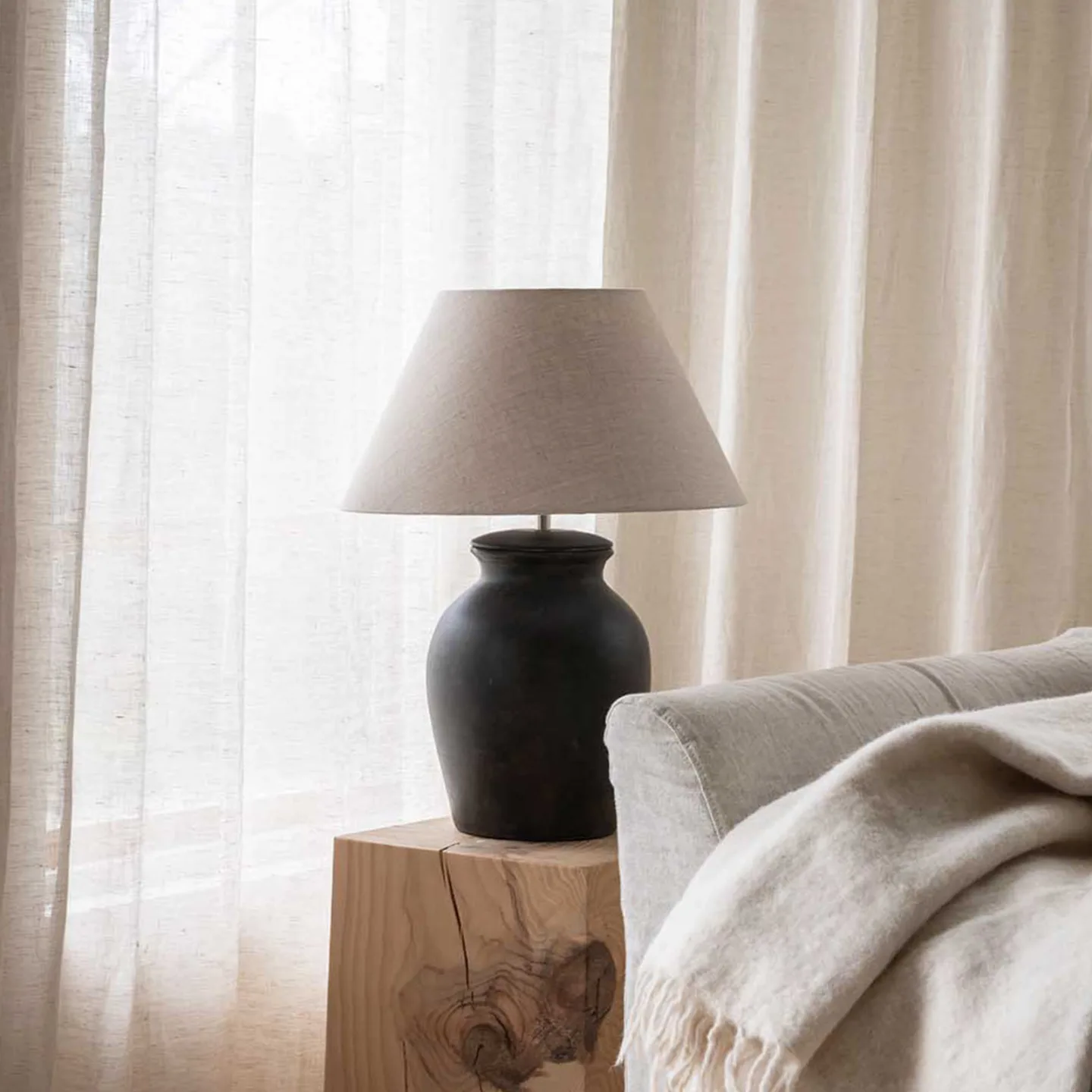 Basic wide lampeskjerm, beige, Ø 35 cm – Watt & Veke Watt & Veke - Design - Stoff / Tekstil