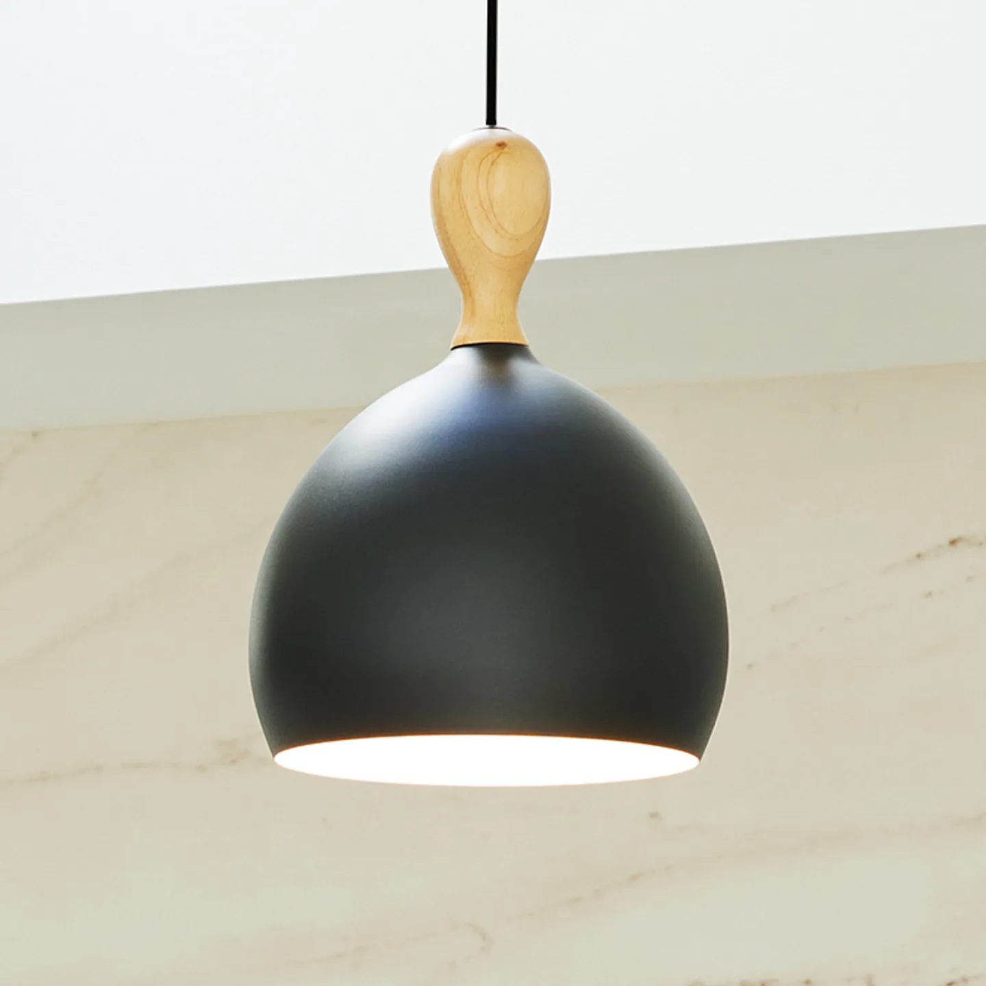 Dueodde hængelampe, sort, Ø 24 cm, metal, E27 – Halo Design - Stue - Skandinavisk - Med én lyskilde