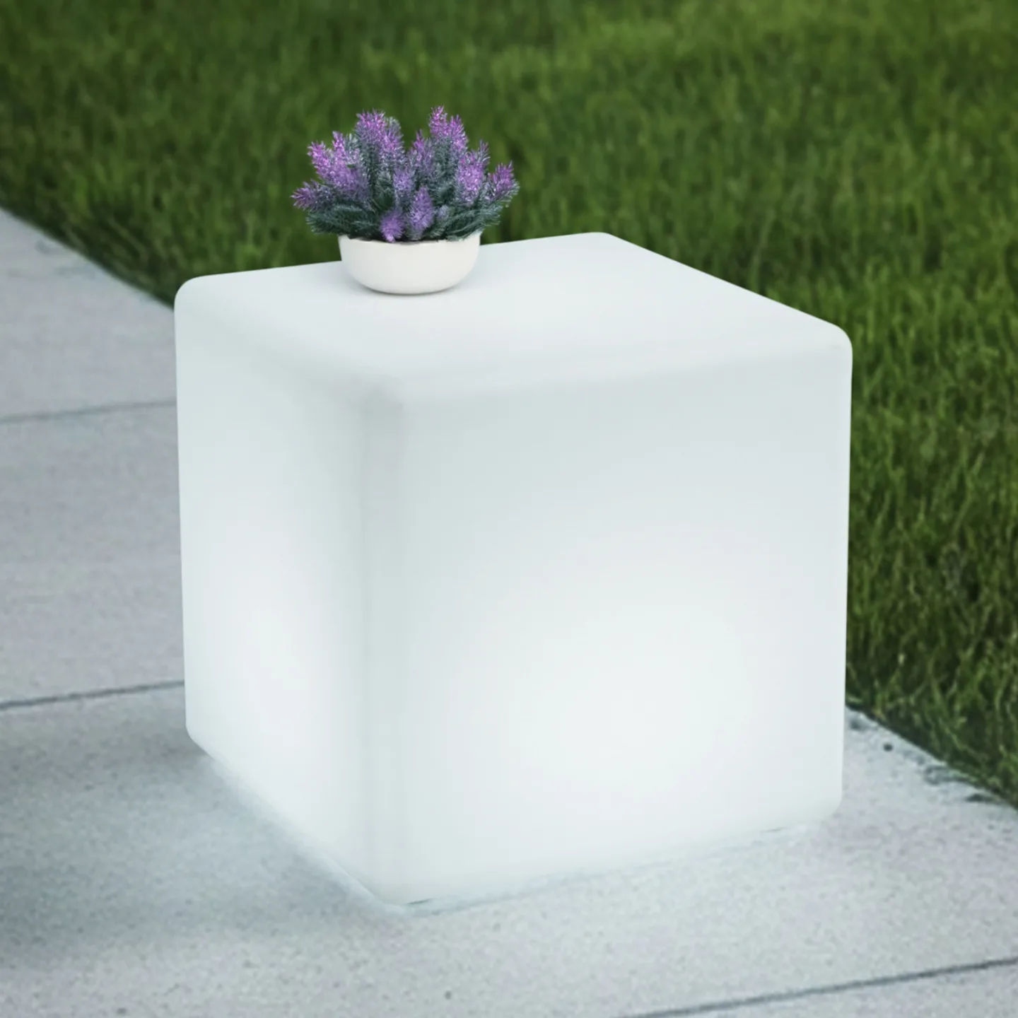 Cubara LED Portable Utendørslampe RGB Hvit - Lindby - Terrasse - Moderne - Plast - Med en lyskilde