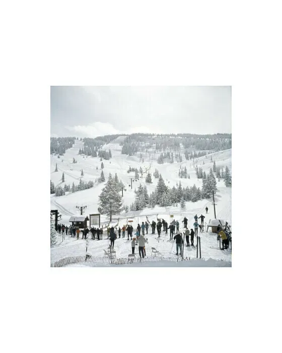 Skiing in Vail