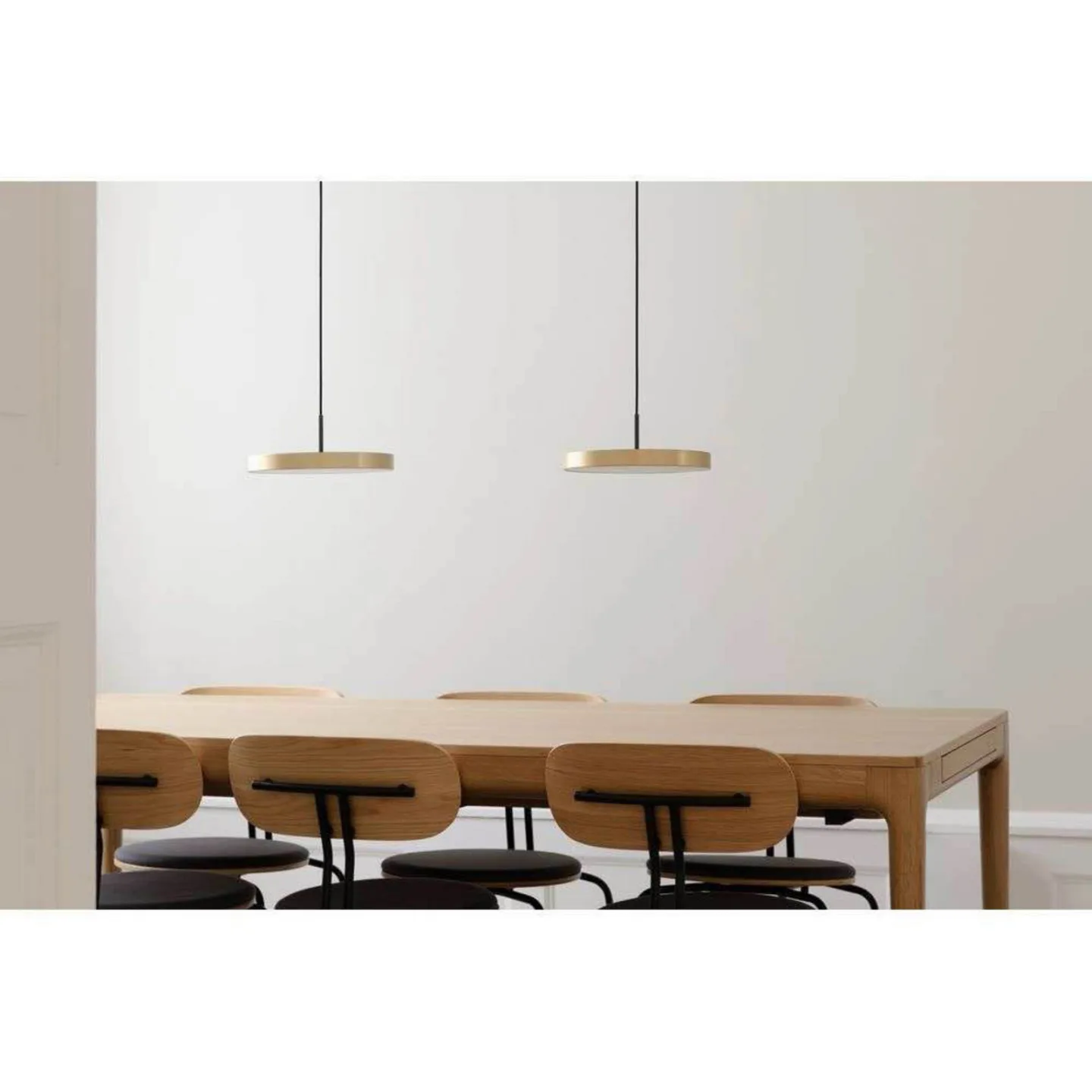 Asteria Plus Pendelleuchte Mini Brass/Black Top - UMAGE - Esszimmer - Metall
