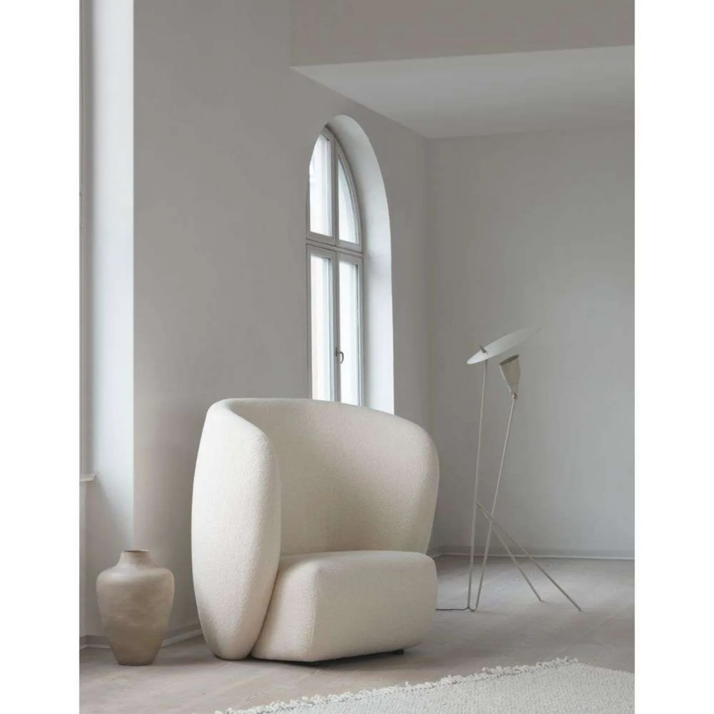 Silhouette Stehleuchte, beige, Höhe 140 cm - Warm Nordic - Wohnzimmer - Design - Metall - Einflammig