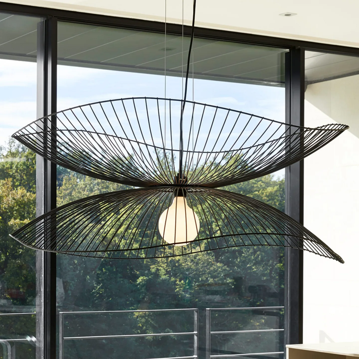 Libellule Taklampa L Black - Forestier Libellule L - Vardagsrum - Design - Metall - Med en ljuskälla