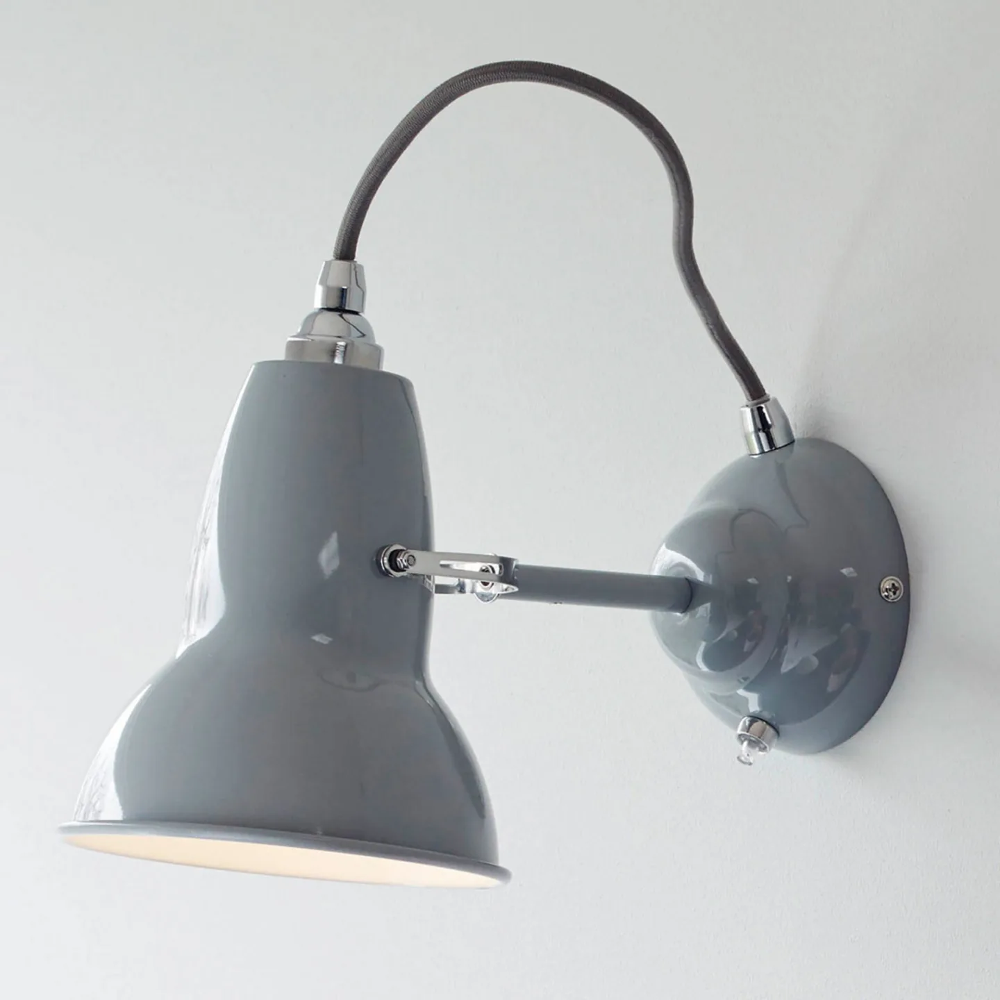 Anglepoise - Original 1227 Wall Light Dove Grey - Sänglampor - George Carwardine - Grå - Metall