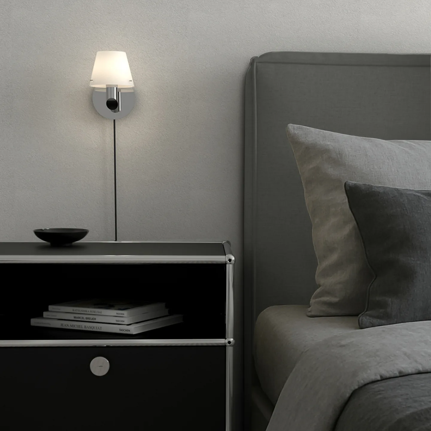 Gil Wandleuchte, chromfarben, Ø 10 cm, Stecker - Herstal - Wohnzimmer - Design - Metall - Einflammig