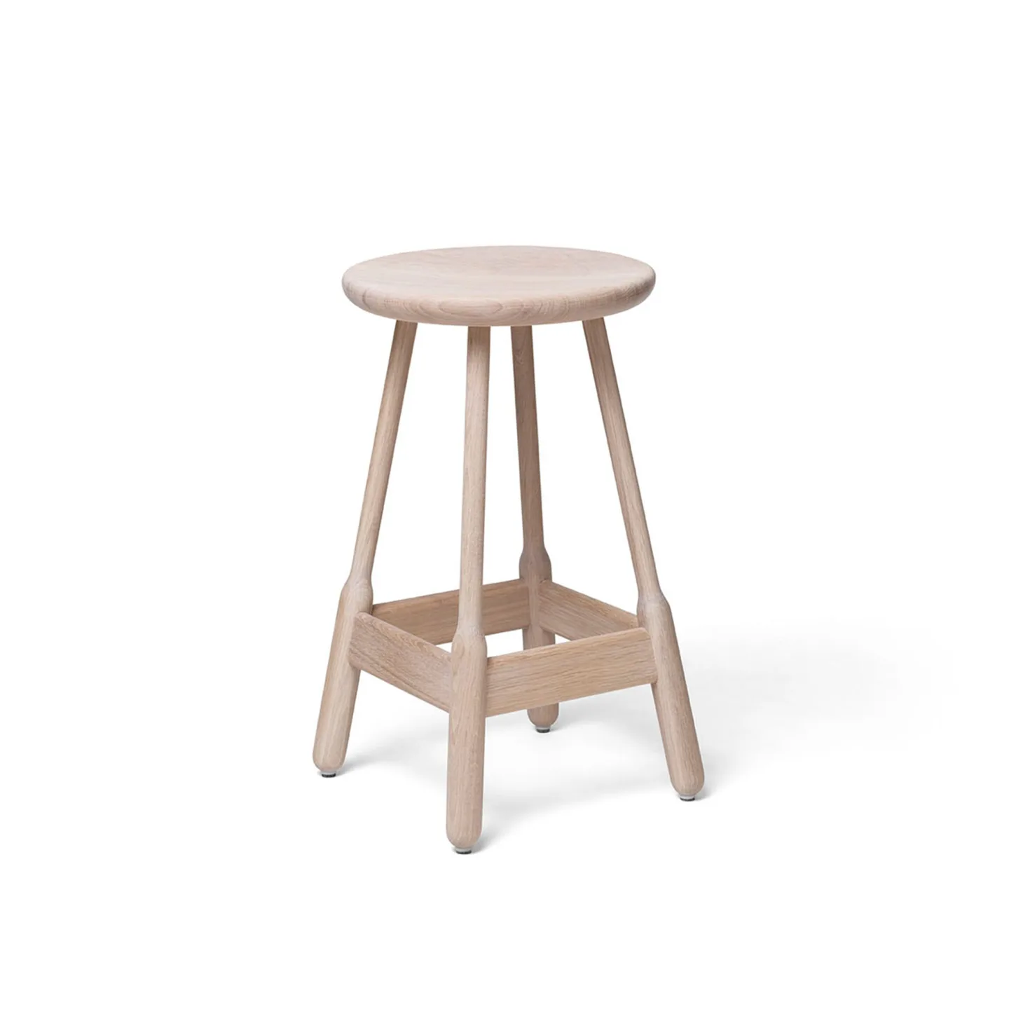 Massproductions - Albert Bar Stool - H 650, White Oiled Oak, Utan klädsel - Barstolar - Chris Martin - Träfärgad - Trä