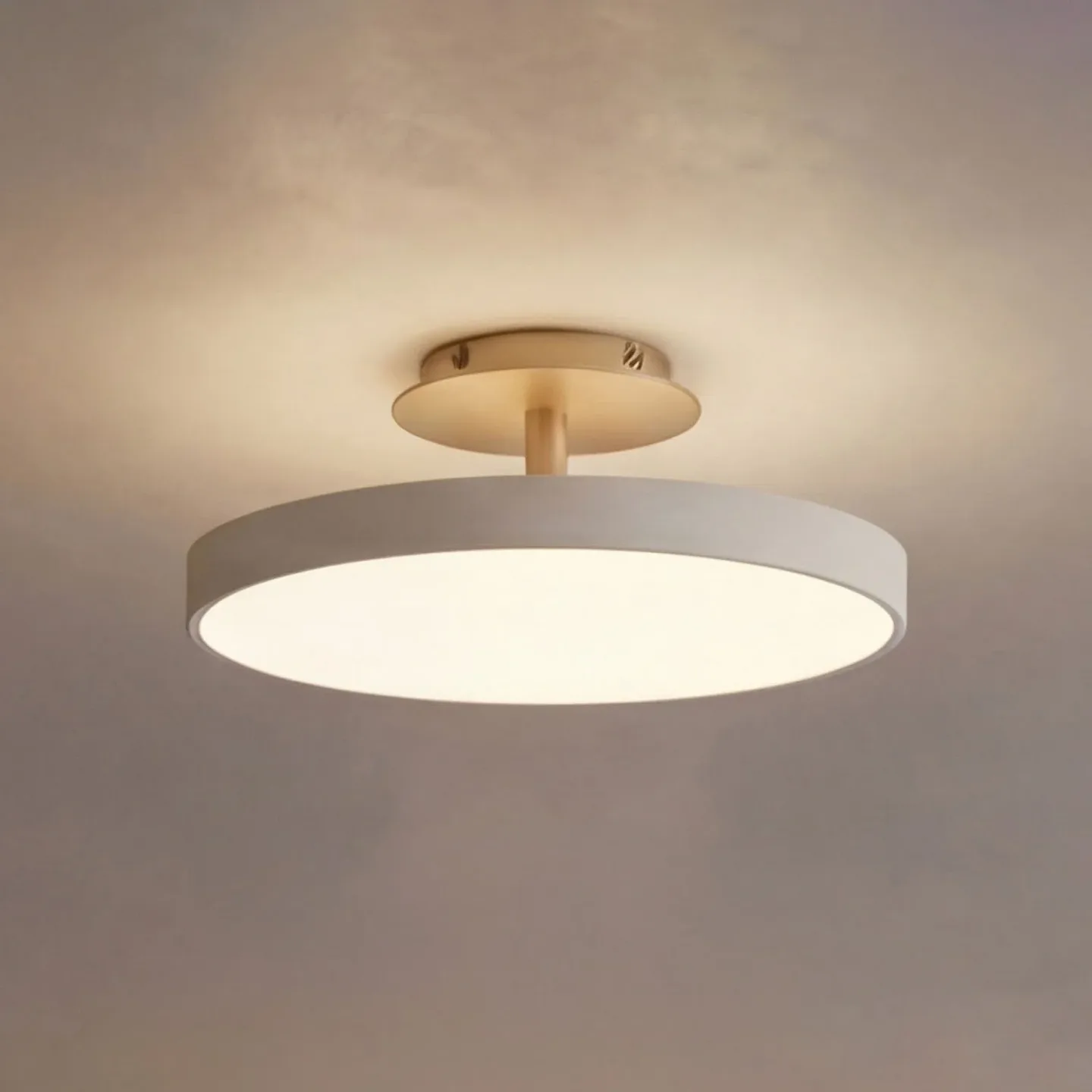 Asteria UP PLUS LED-Deckenlampe, perlweiß, 31 cm CCT - UMAGE - Wohnzimmer - Design - Metall - Mit Abstand