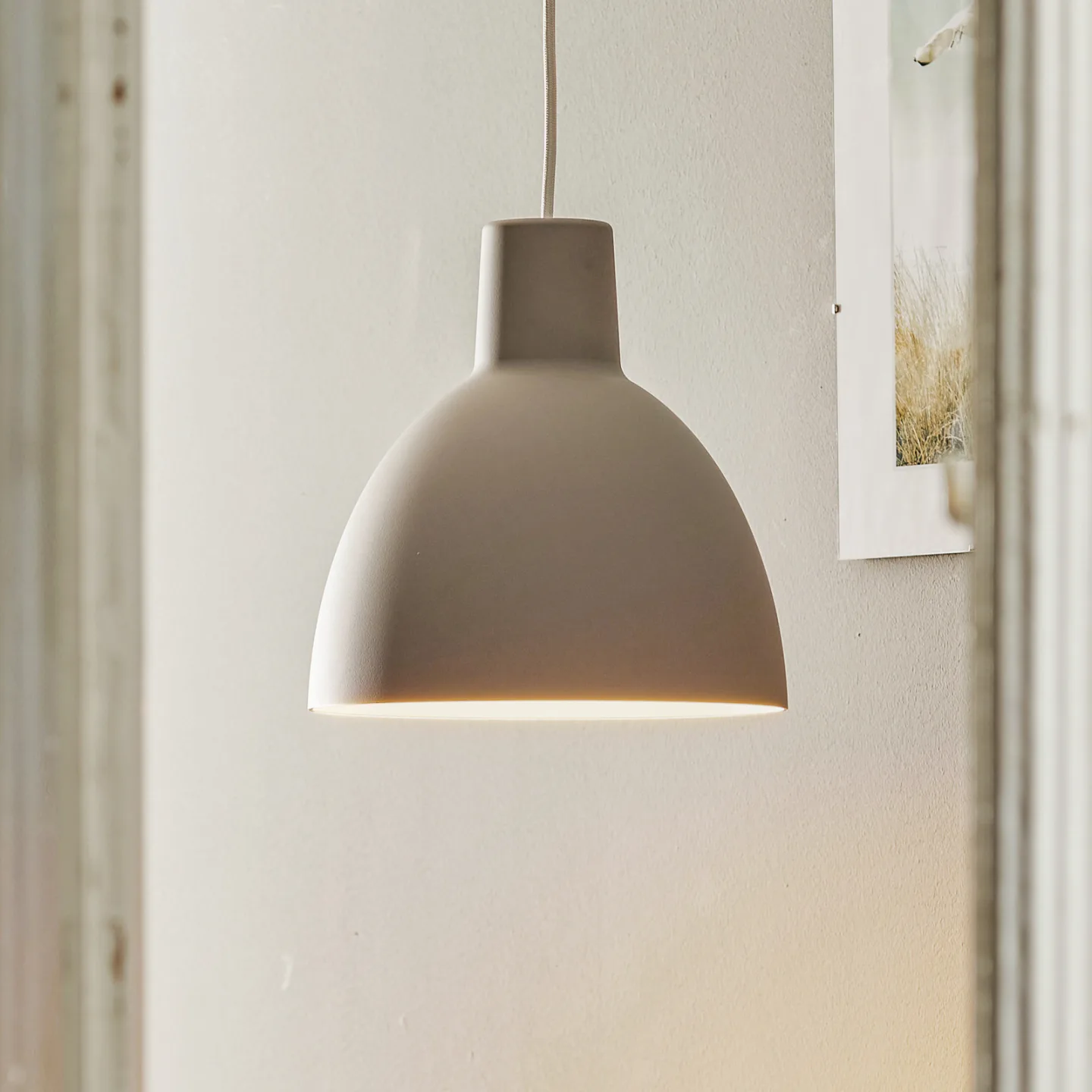 Toldbod 250 Pendelleuchte Hellgrau - Louis Poulsen - Wohnzimmer - Design - Metall - Einflammig