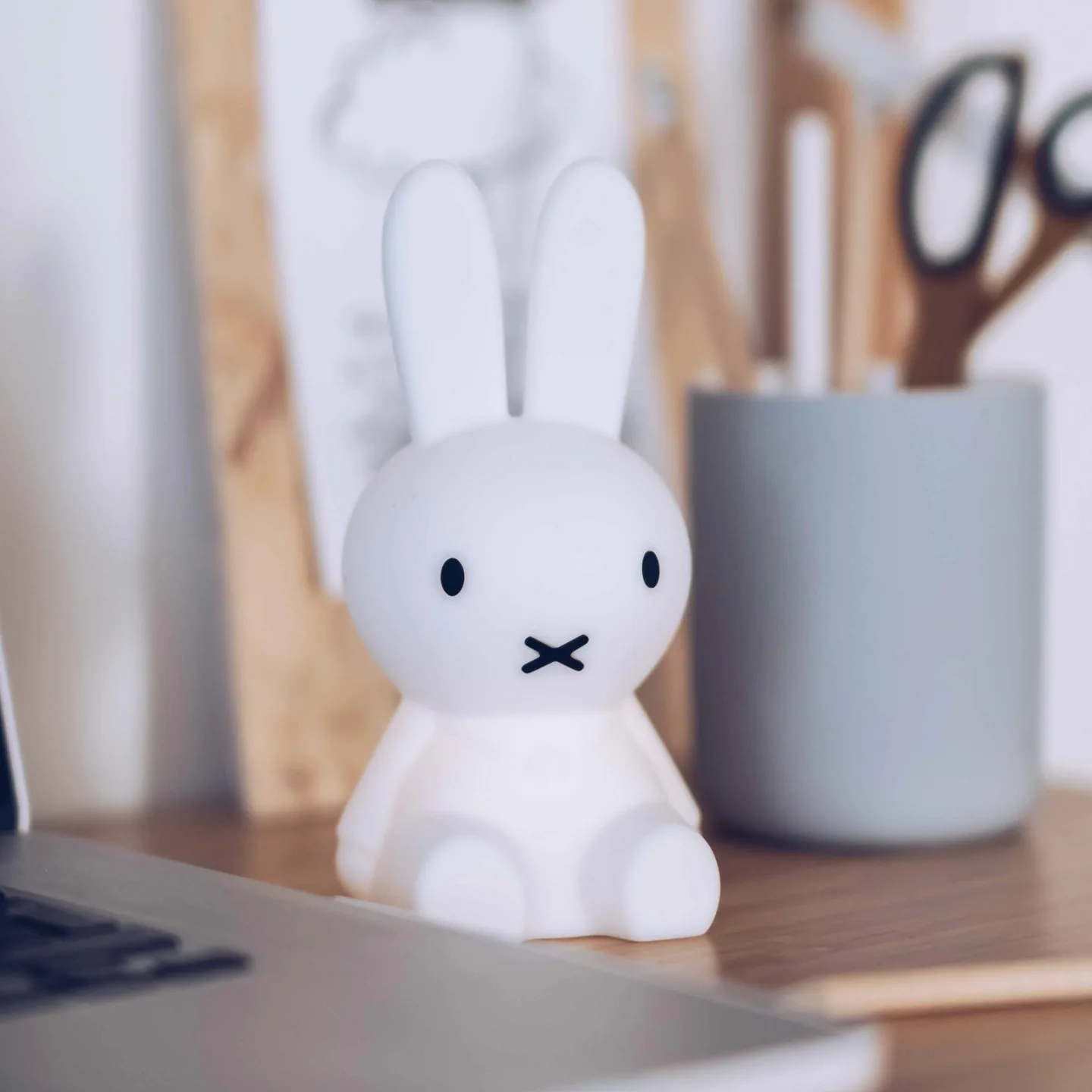 Mr Maria - Bundle of Light - Miffy Mini - Barnlampa - Vit