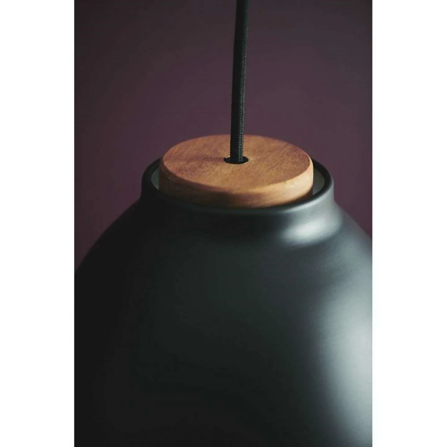 Nivå Pendelleuchte Ø14 Black/Wood - Halo Design - Esszimmer - Metall