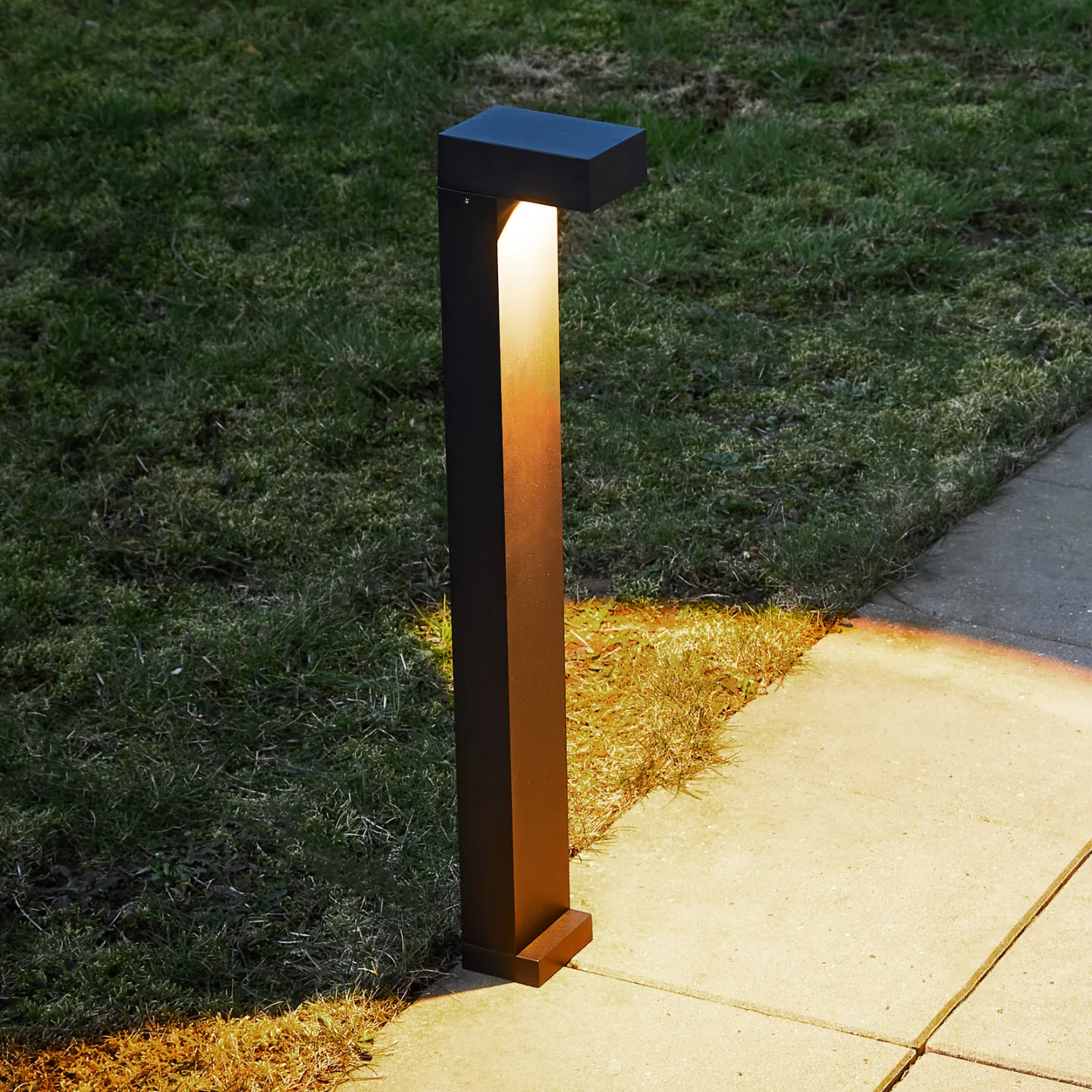 Arn LED-Wegeleuchte, corten, Höhe 70 cm, Alu - LOOM DESIGN - Modern - Metall - Eckig