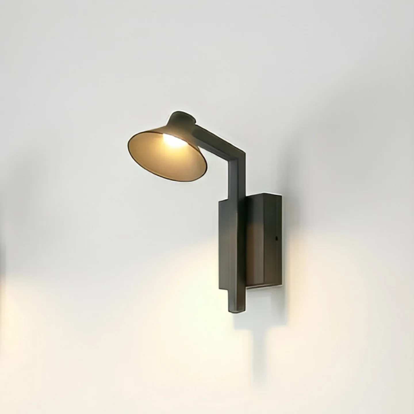 Steve LED-Wandlampe, schwarz, 24 cm, USB, dimmbar - Lucande - Wohnzimmer - Modern - Metall - Einflammig