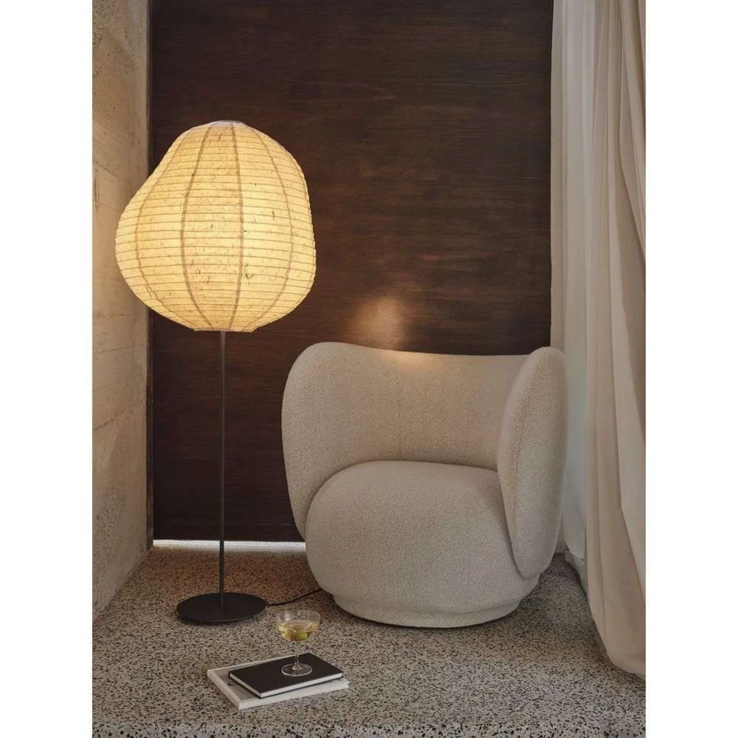 Ferm Living Kurbis Stehleuchte high Natural-black